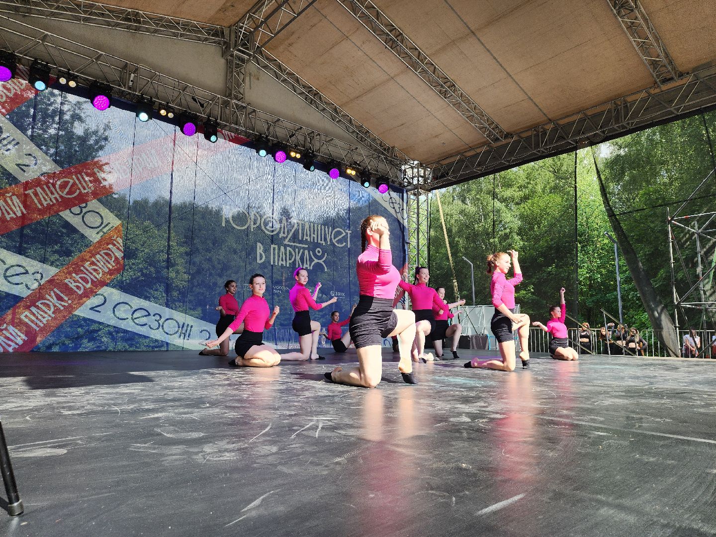 фестиваль, городтанцуетвпарках, ленинскийокруг, егордружинин, александрмогилев, танцынатнт, видное, апаринки,