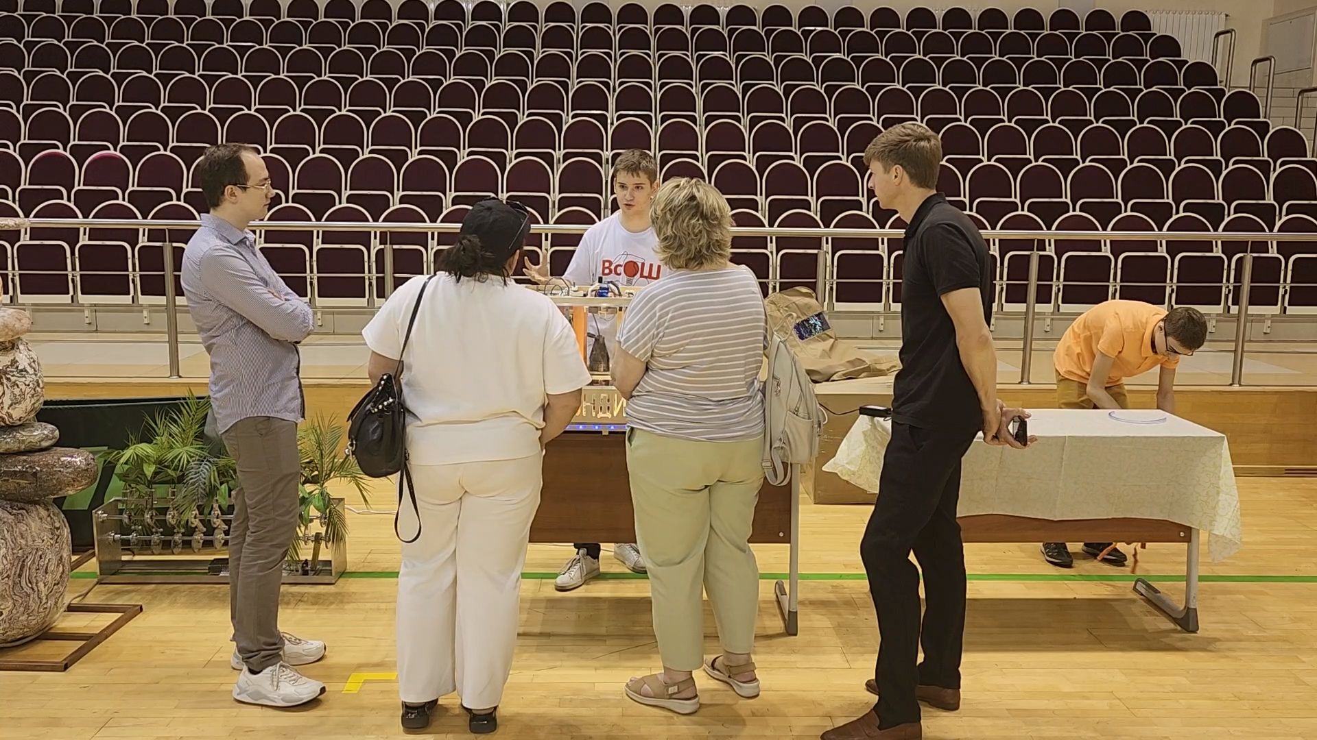 одинцово, флагман, мгимо, робот, робототехника, олимпиада, школьник, всероссийская олимпиада по робототехнике,