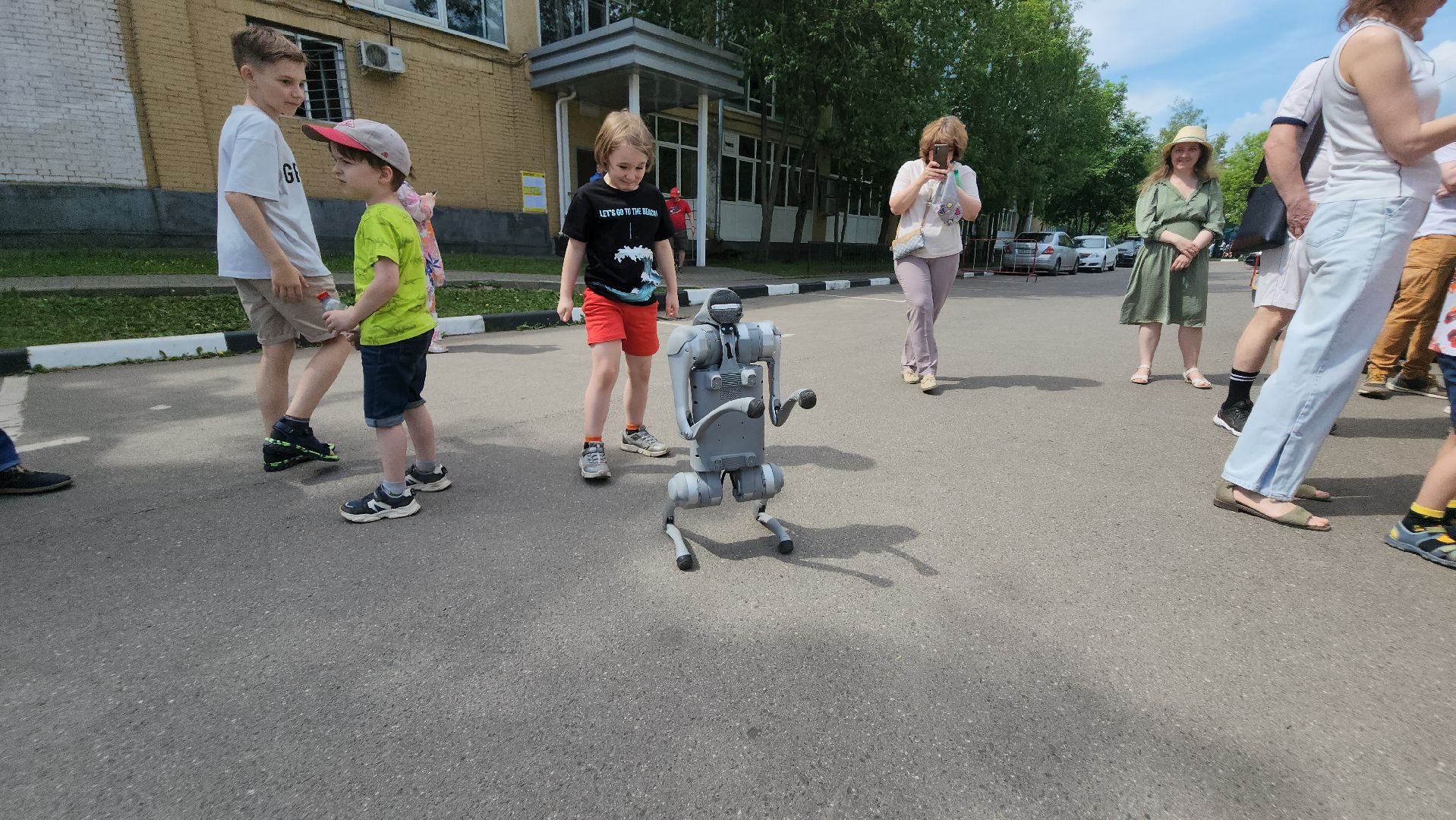 долгопрудный, мфти, роботы,роботы-футболисты, робособака, алгоритм,