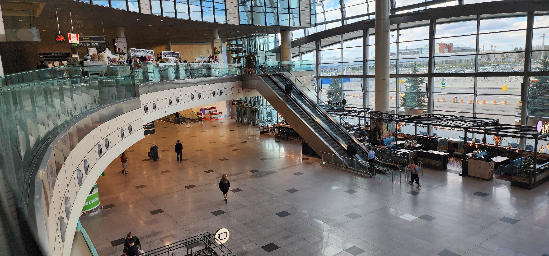 дети в аэропорту, путешествие с детьми, Домодедово,