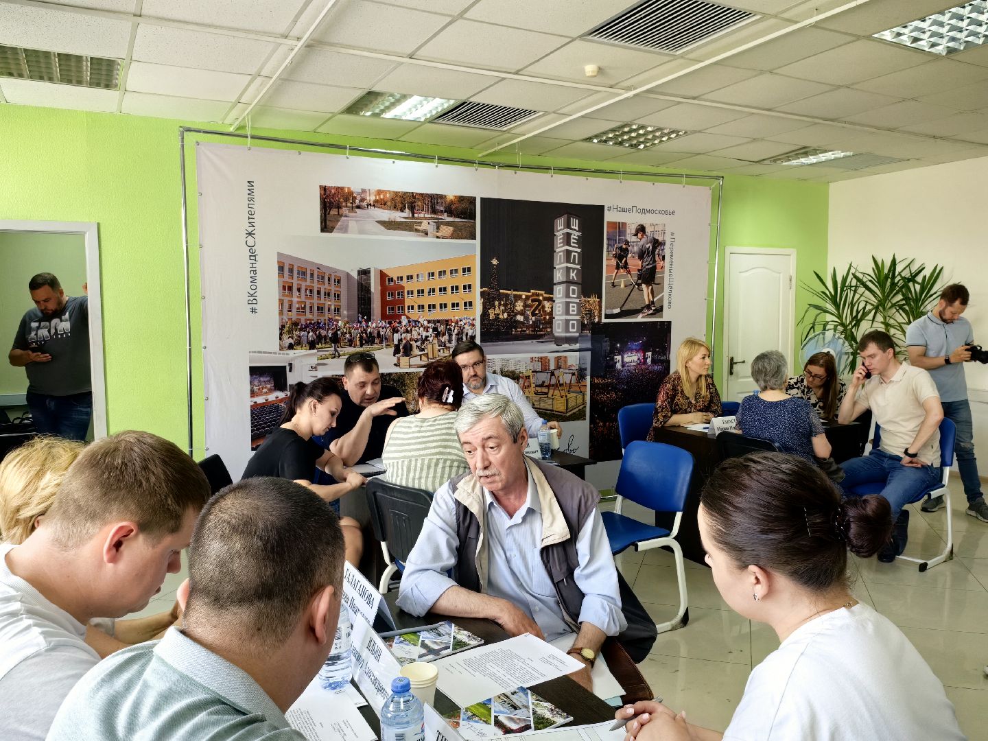 выездная администрация, жалобы жителей, стоянка, мусор, ремонт дороги, щёлково,