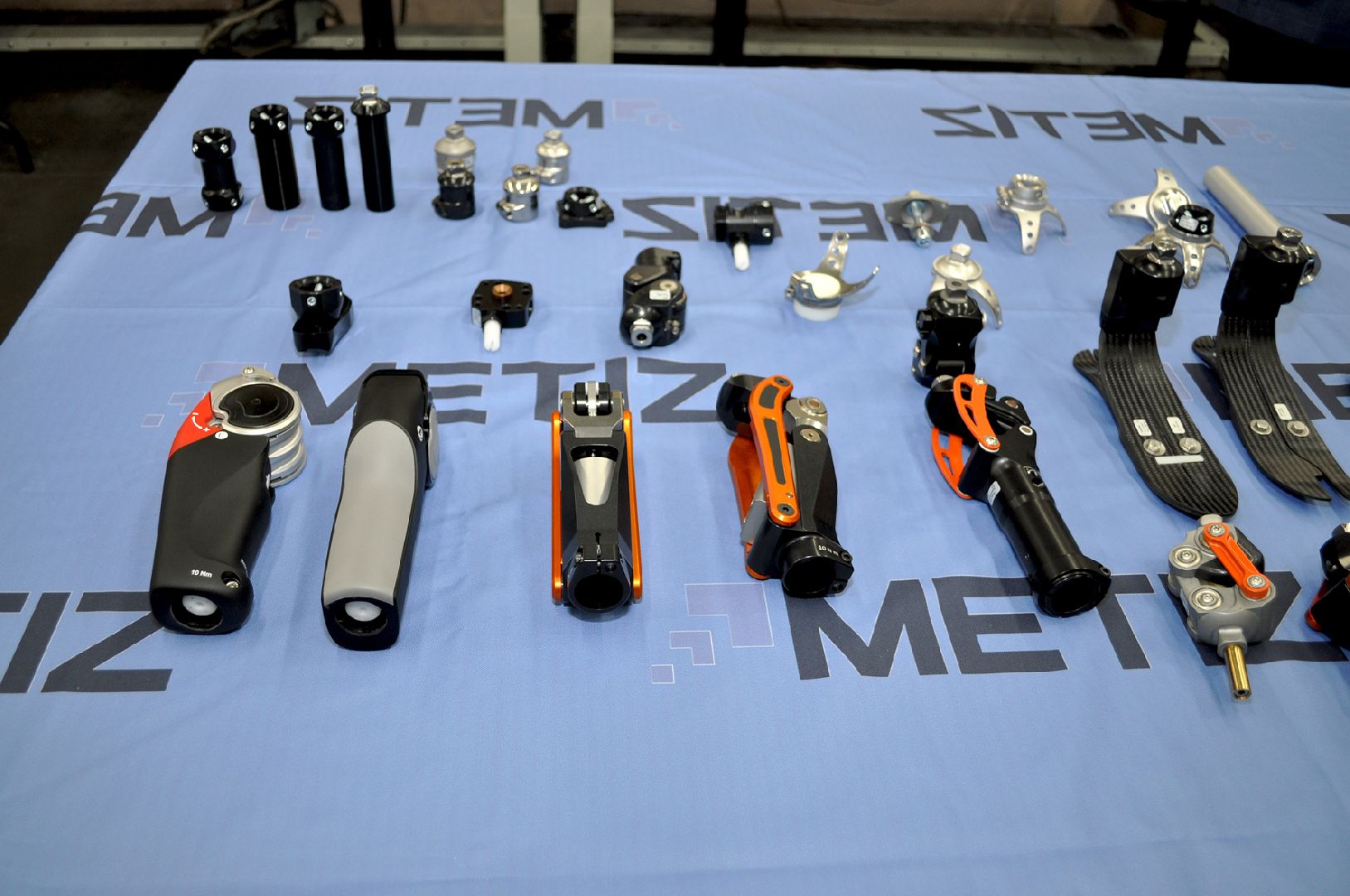 завод метиз, протезы конечностей, выставка, производство протезов, щёлково,