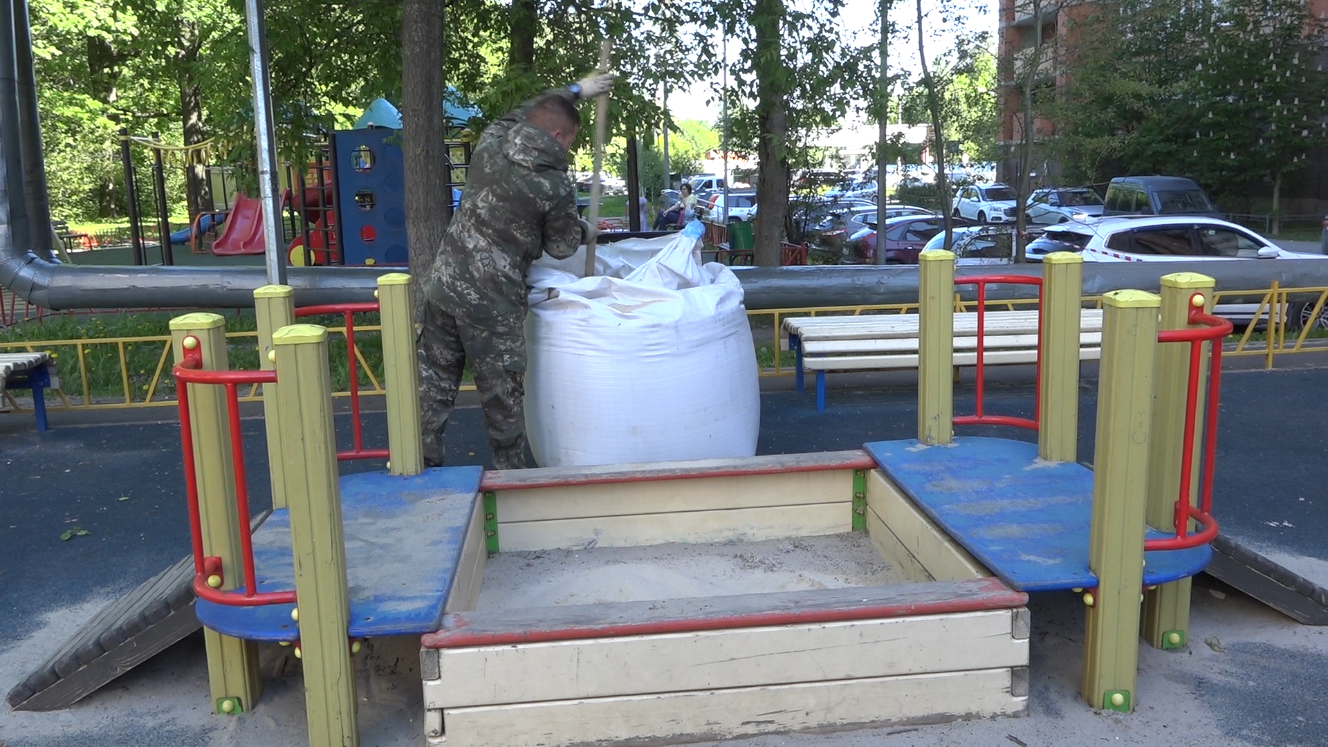 кварцевый песок, песок Емеля, песочница Власиха, замена песка в песочнице, детская площадка,
