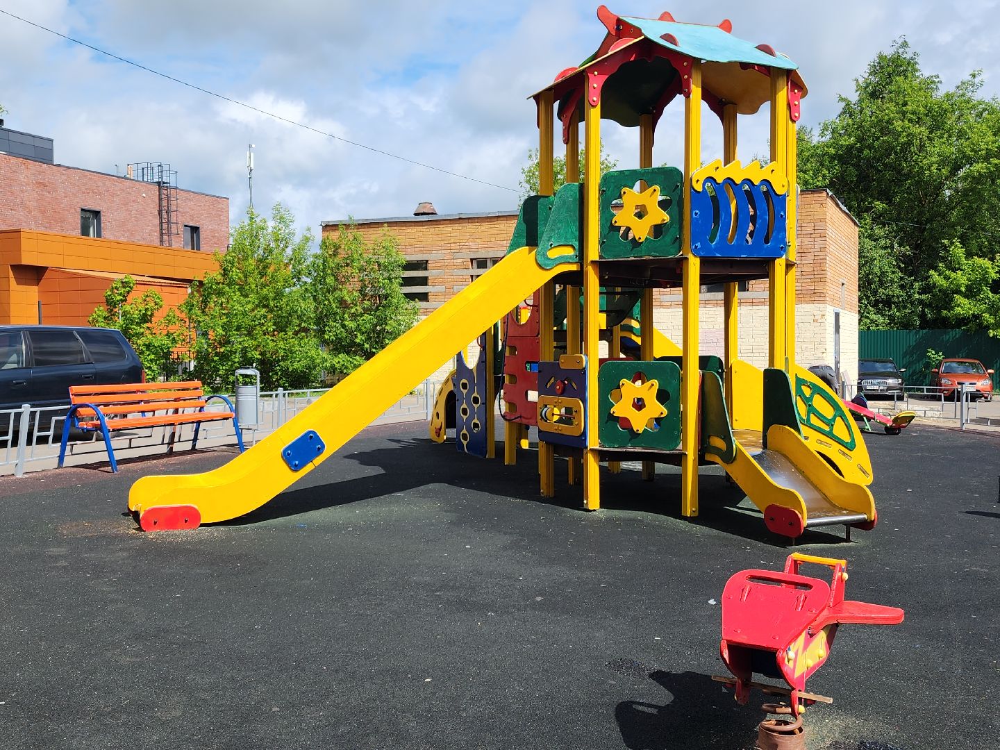 подготовка к открытию летнего сезона, игровая площадка, благоустройство дворов,