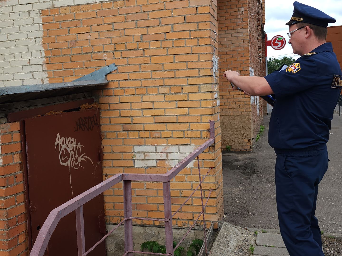 подготовка к открытию летнего сезона, игровая площадка, благоустройство дворов,