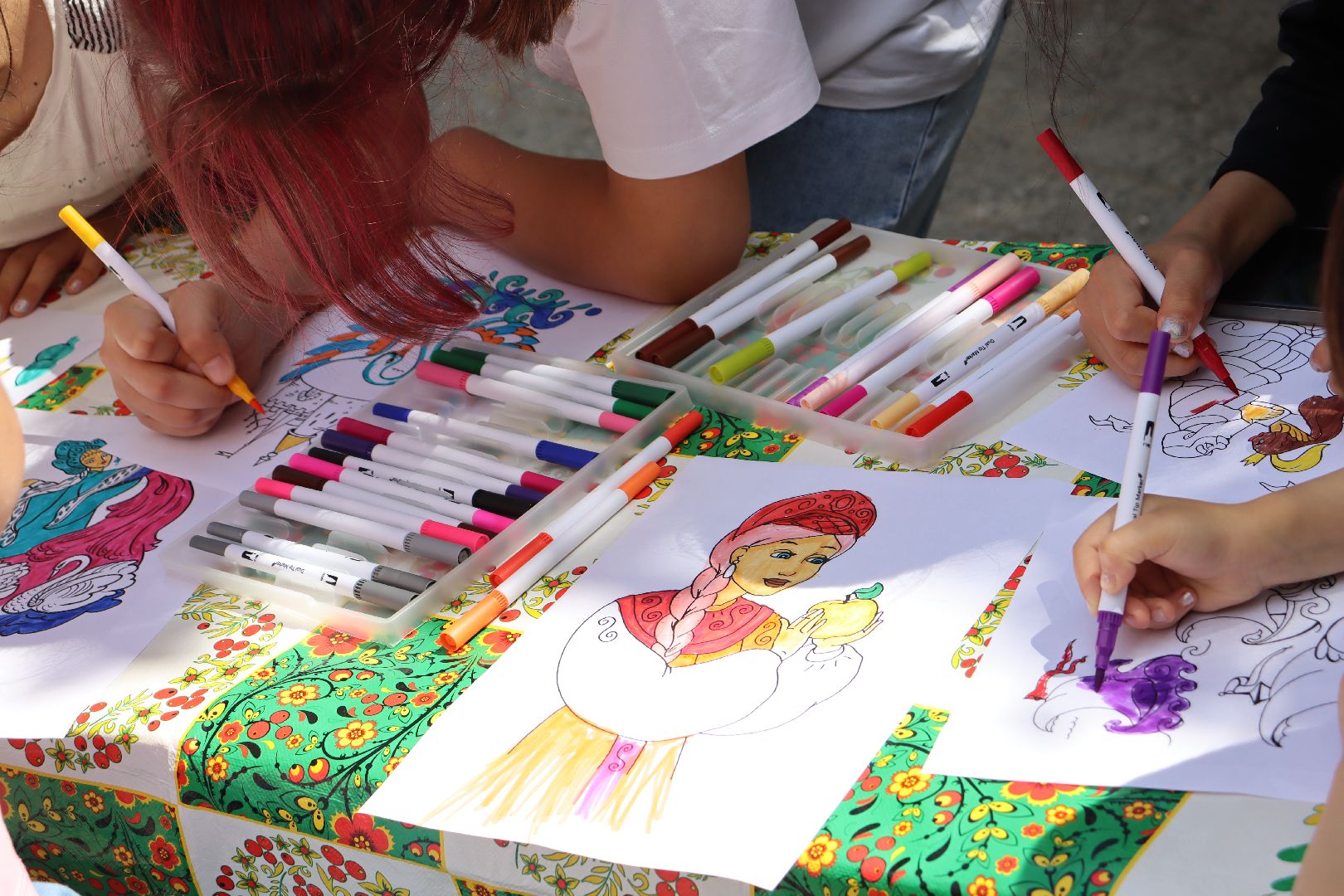 дзержинский, центральная библиотека, летний читальный зал, лето в подмосковье,