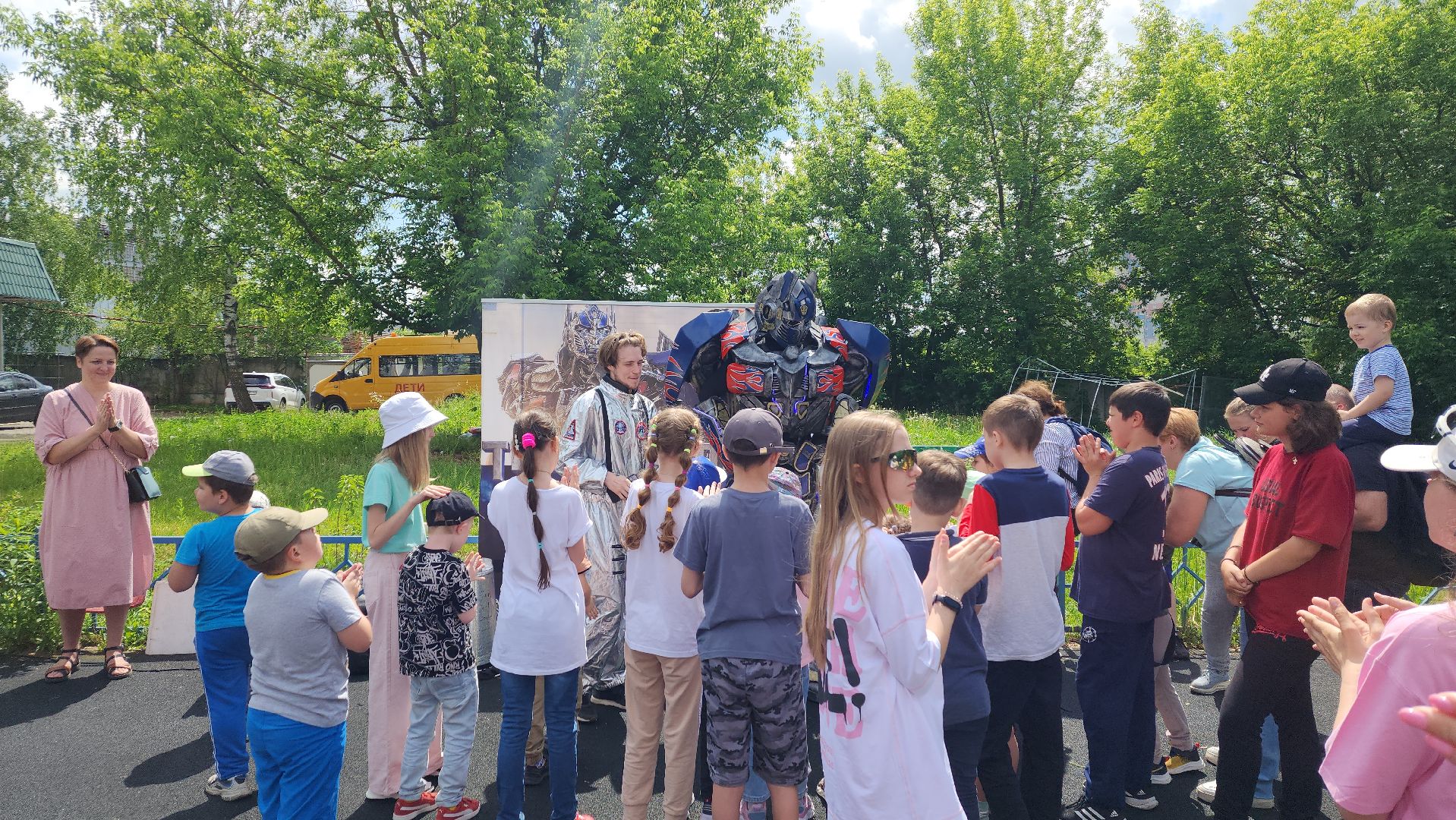 ивантеевка, дети, благотворительая акция, шоу, аниматоры, подарки, дети с овз,