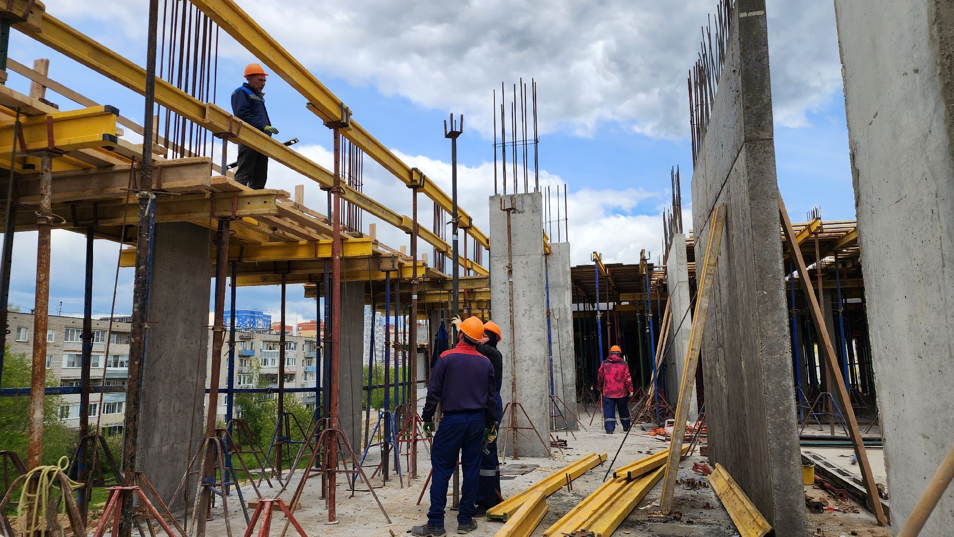 медицина, строительство, ЛОсино-Петровский, депутат госдумы,