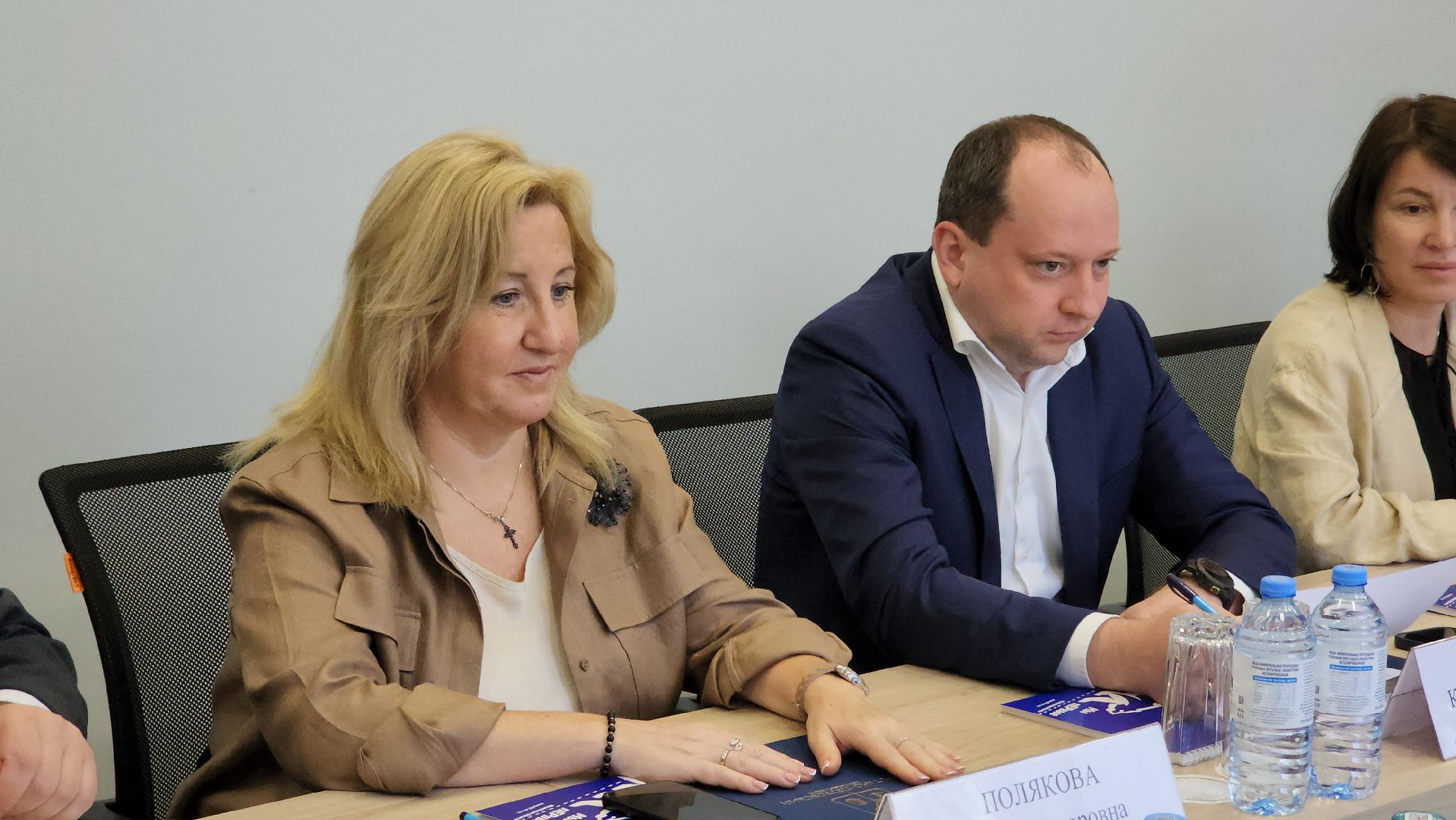 единая россия, прием граждан, Лосино-Петровский, жильё, стадион,