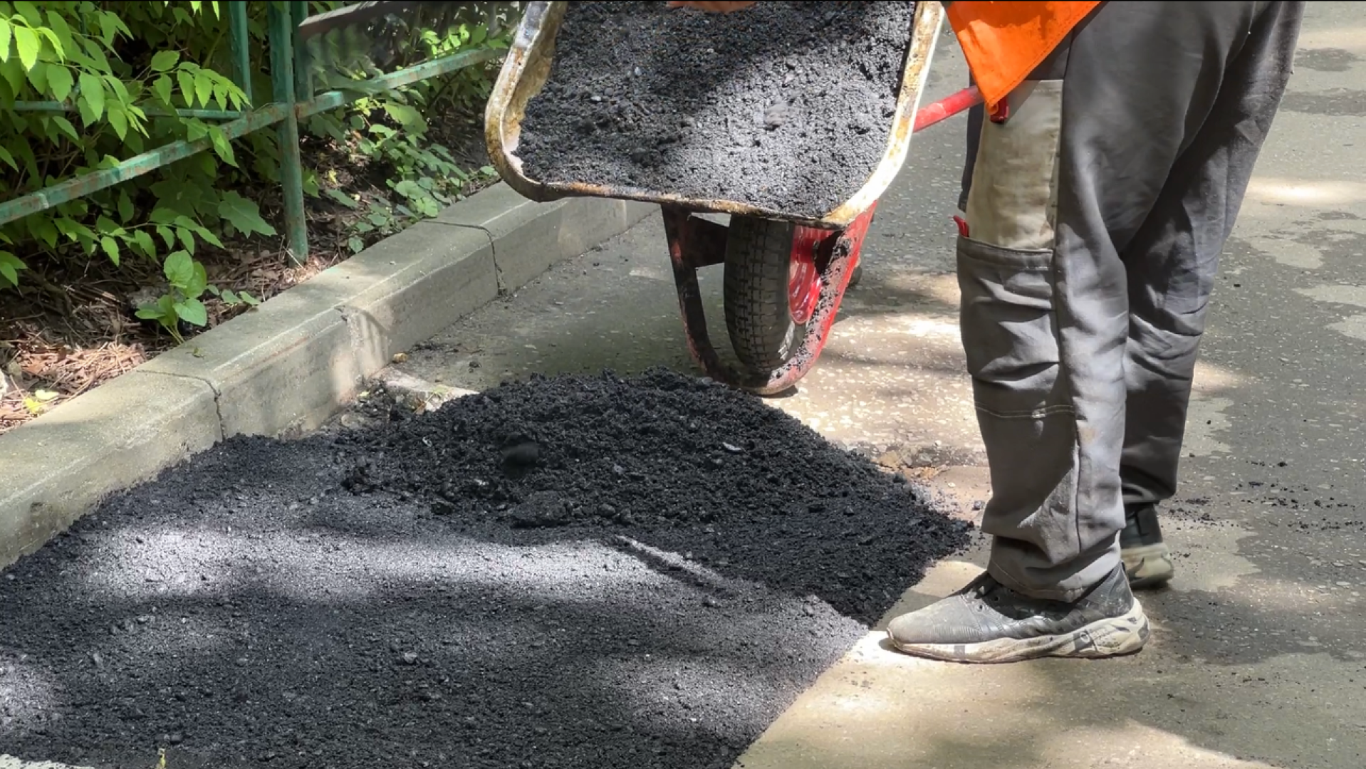 химки, ремонт дорог во дворах, ямочный ремонт, благоустройство,