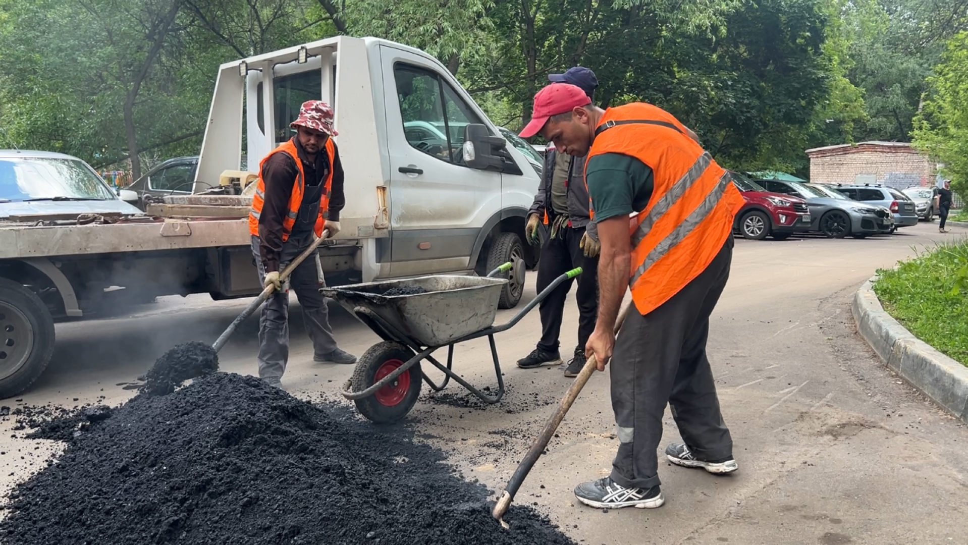 химки, ремонт дорог во дворах, ямочный ремонт, благоустройство,