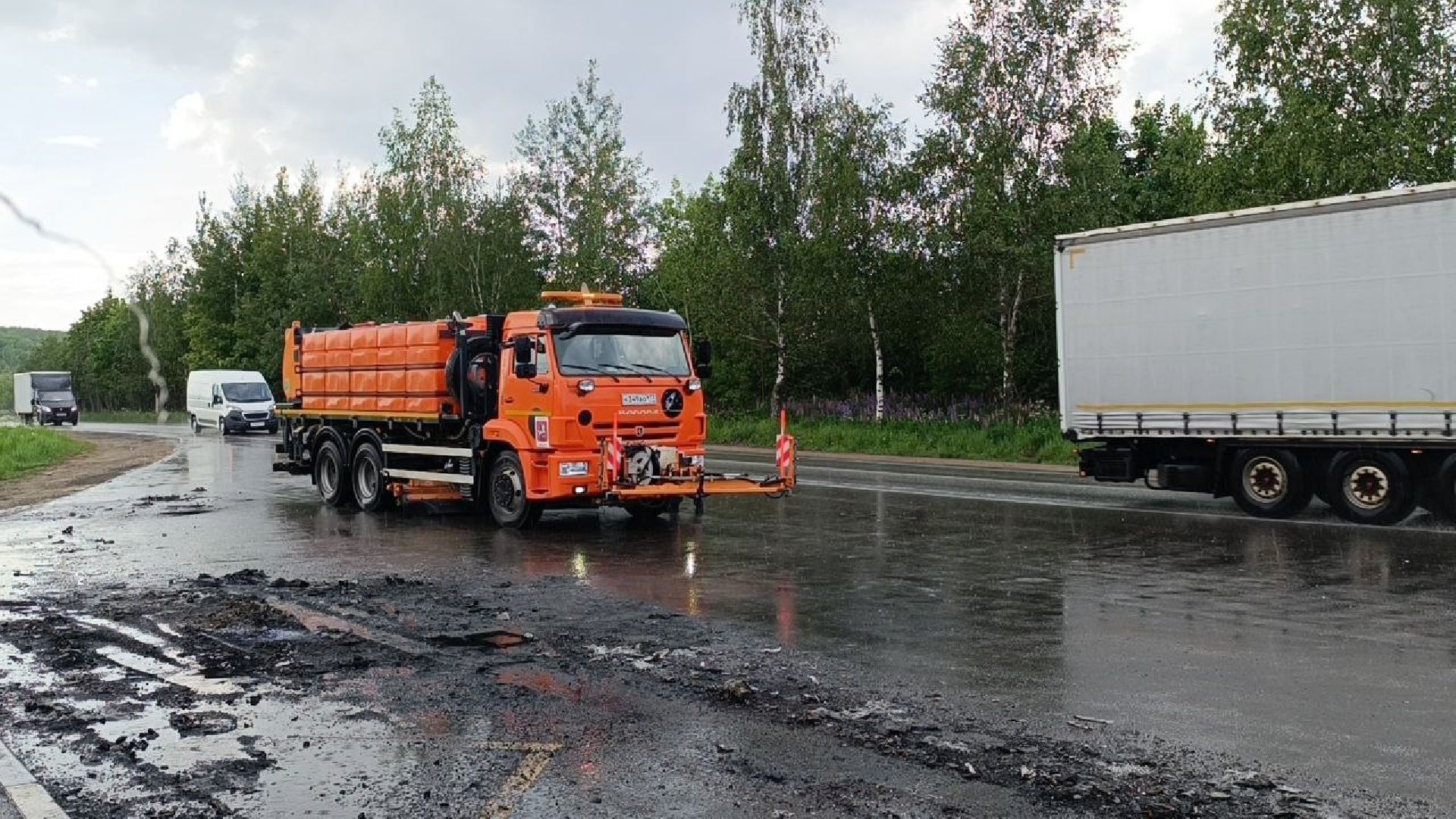 пожар, дорога, автобус,