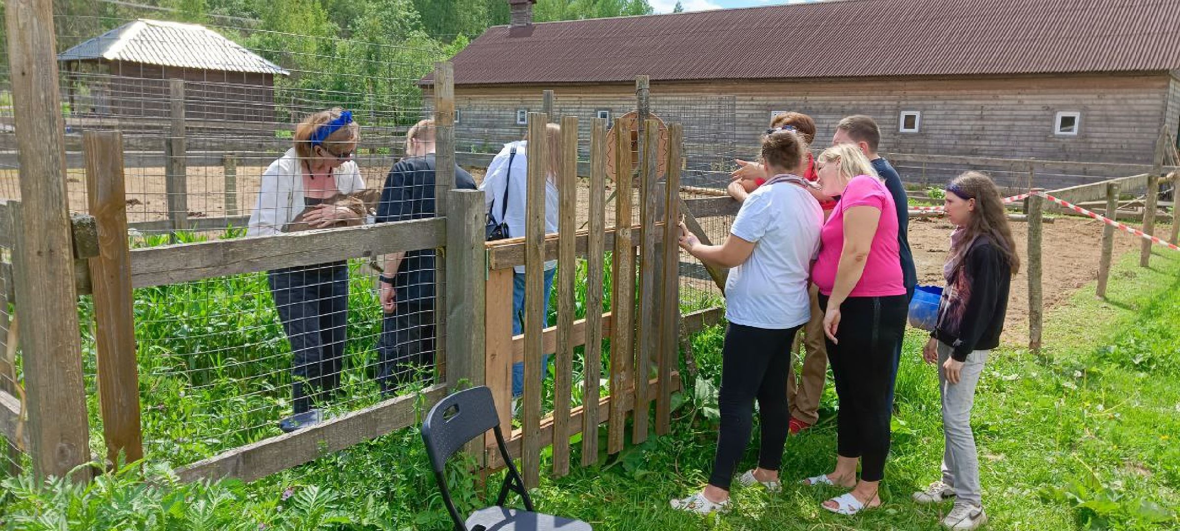 Дмитров, Сообщество Дело жизни, Конный клуб Харламово,