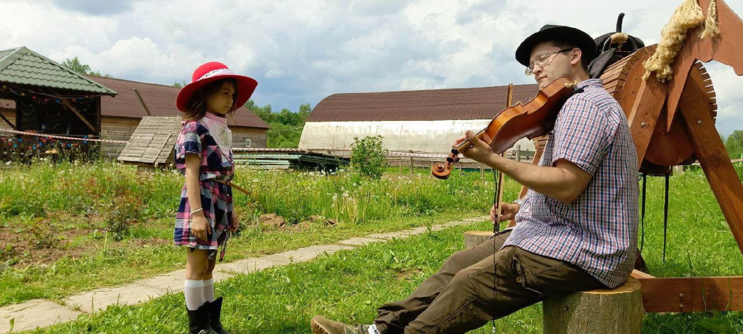 Дмитров, Сообщество Дело жизни, Конный клуб Харламово,