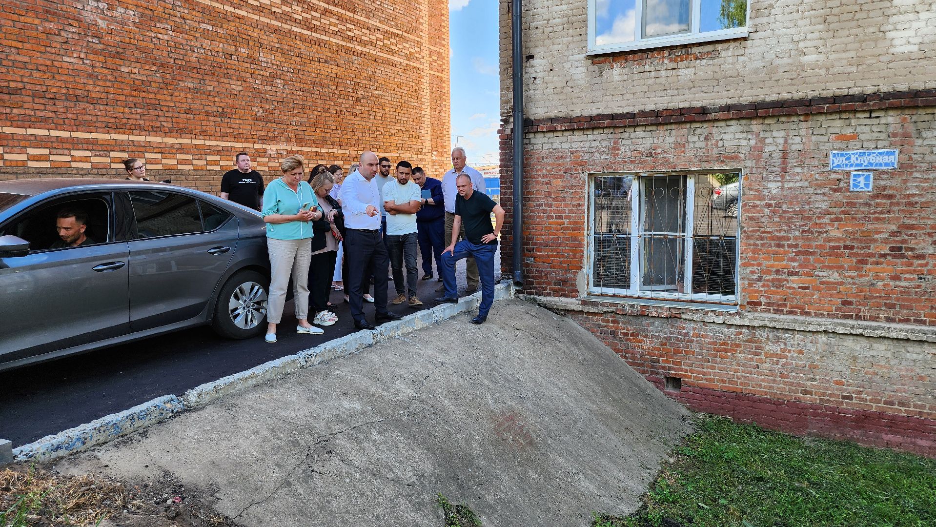 кашира, садовая, московская, клубная, благоустройство дворов, парковка, тротуар, бортовой камень, асфальтовое покрытие,