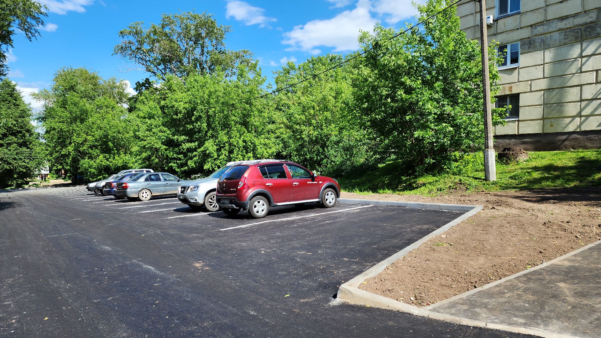 кашира, садовая, московская, клубная, благоустройство дворов, парковка, тротуар, бортовой камень, асфальтовое покрытие,