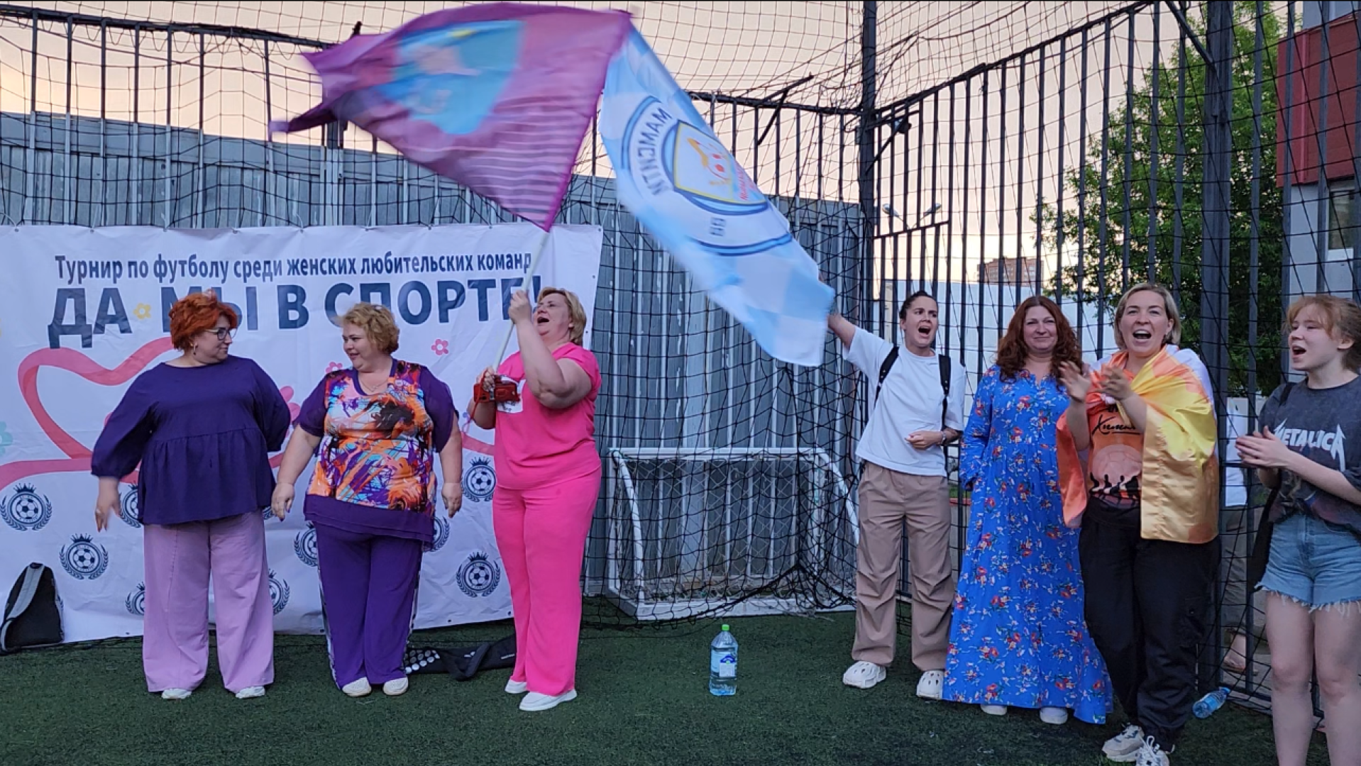 химки, спорт, футбол, женский футбол, футбольные мамы, футбольный матч,