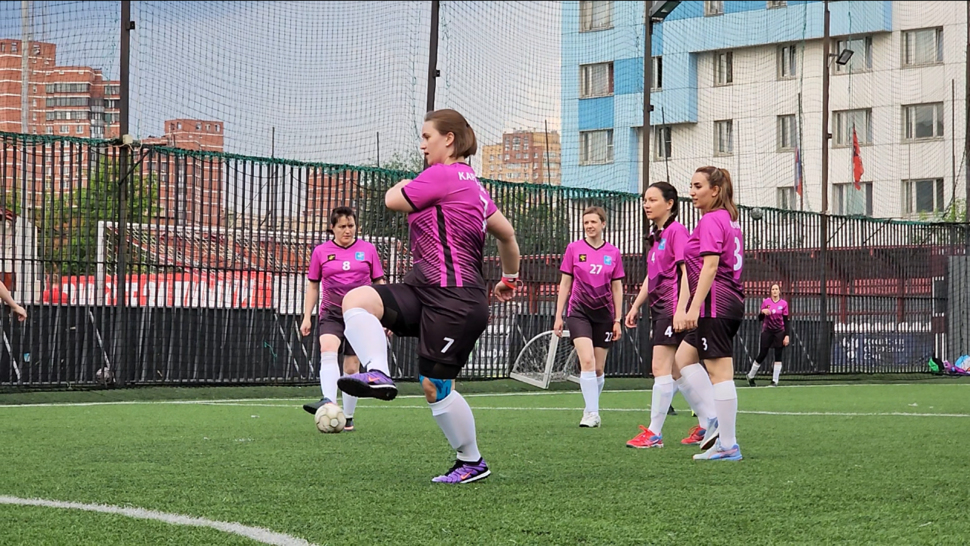 химки, спорт, футбол, женский футбол, футбольные мамы, футбольный матч,