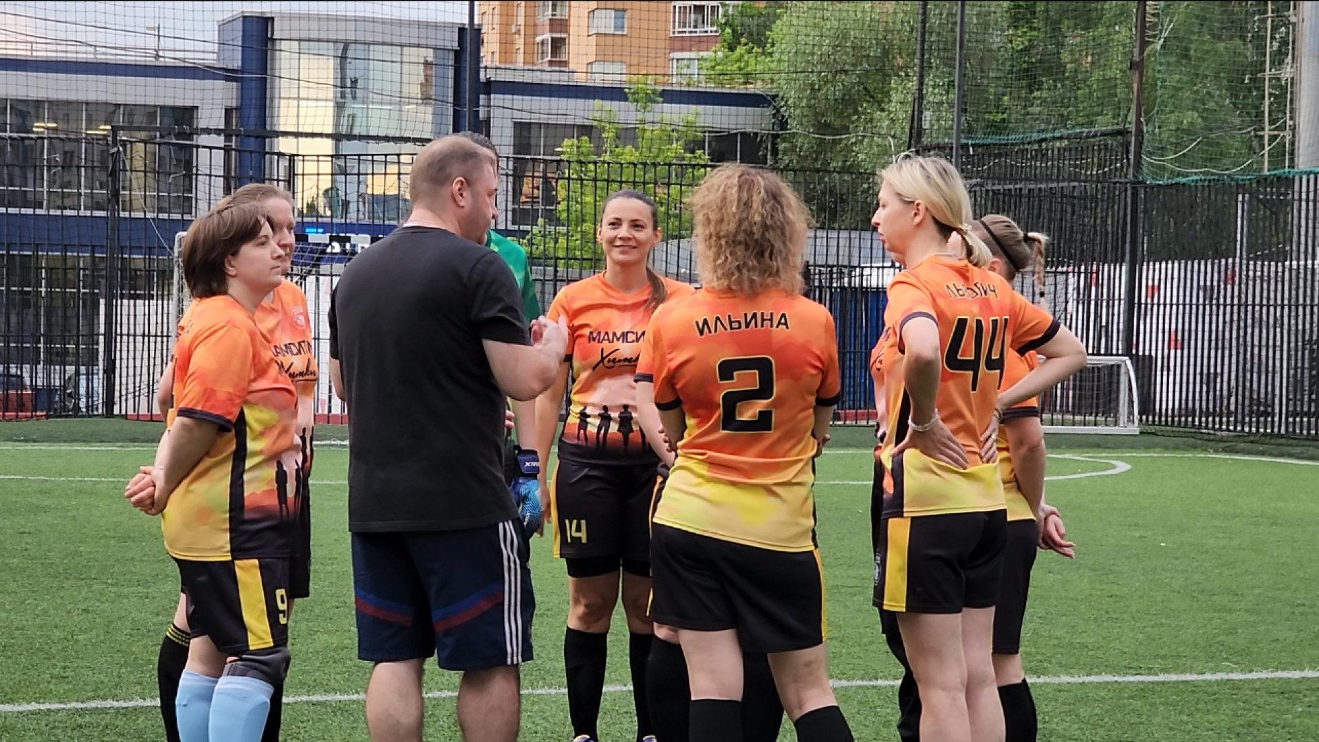 химки, спорт, футбол, женский футбол, футбольные мамы, футбольный матч,