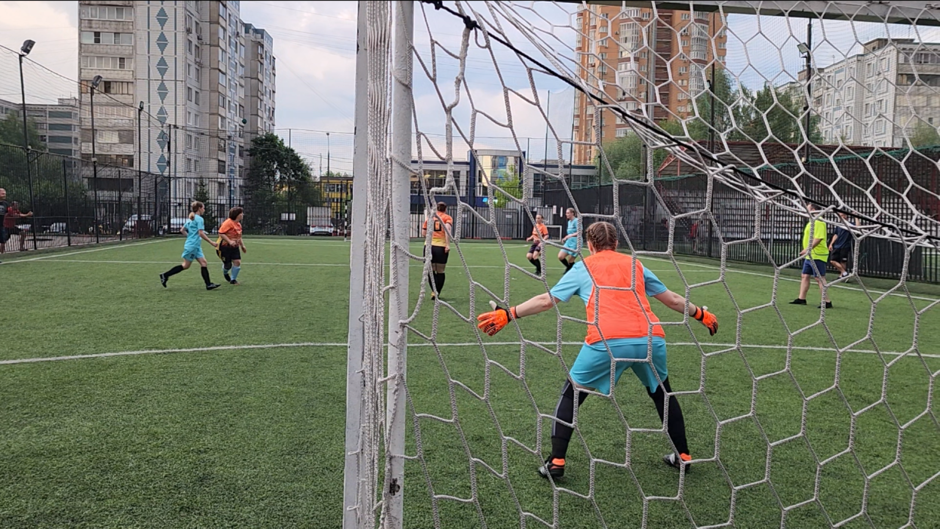 химки, спорт, футбол, женский футбол, футбольные мамы, футбольный матч,