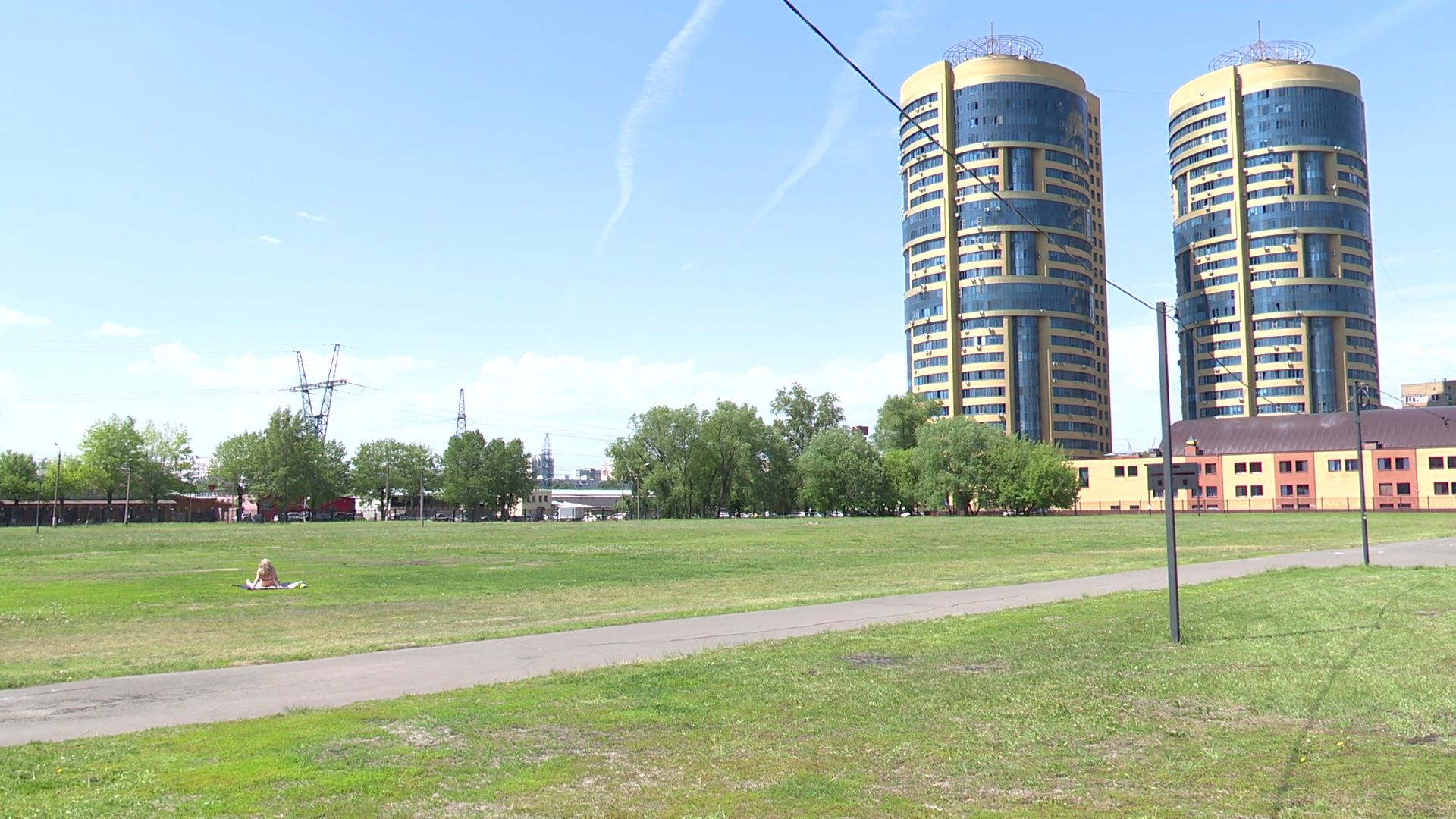 Реутов, реконструкция, спорт, стадион, футбол, поле, трибуны,