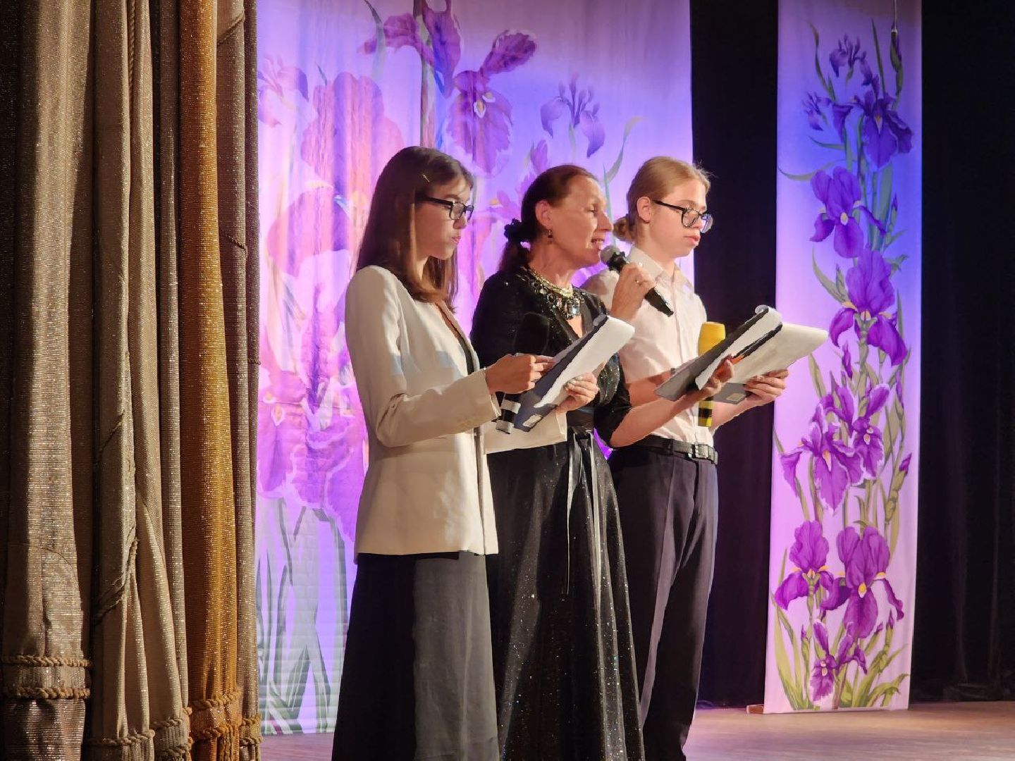 можайск, можайский городской округ, подмосковье, награждение, школьники, глава округа, достижения, образование, одаренные дети,