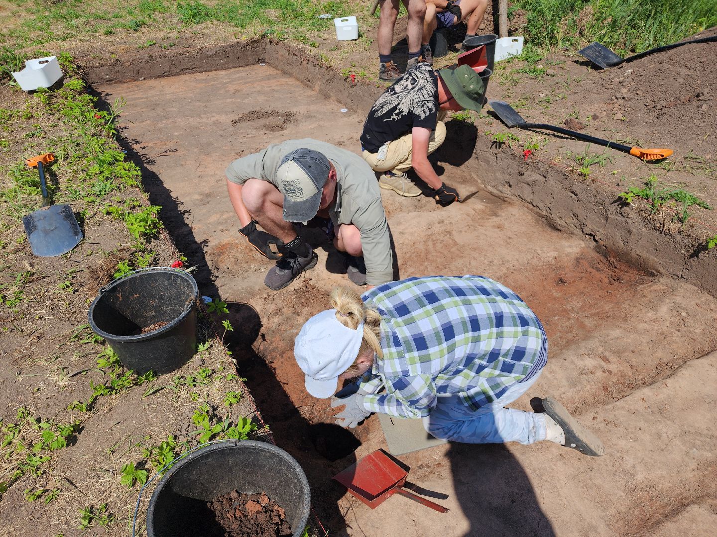 серпухов, подмосковье, зиброво, археологи, археологические находки,
