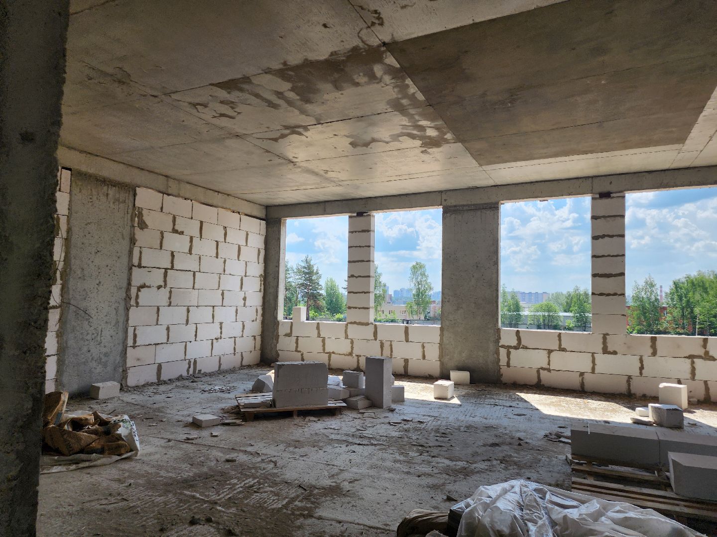 Стоительство школы,