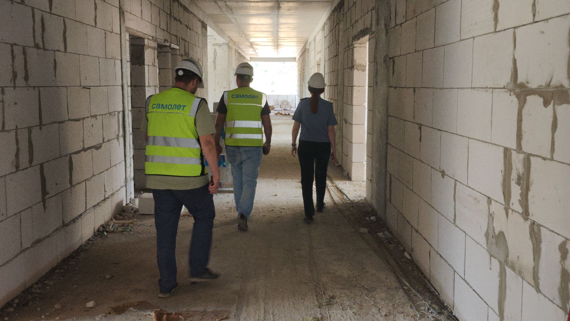 Стоительство школы,