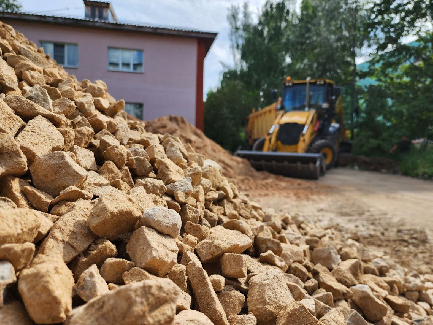 можайск, можайский городской округ, подмосковье, федеральная программа, комфортная городская среда, благоустройства дворов, дворовая территория, работы, благоустройство,