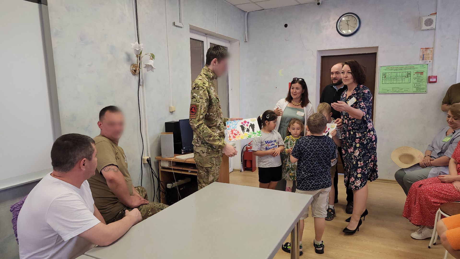 ивантеевка, дети инвалиды, взрослые, бойцы сво, встреча, подарки бойцам,