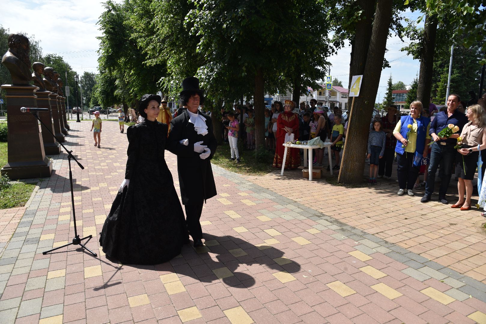 лотошино, лотошинский цдк, 225 лет пушкину, библиотека, дети,