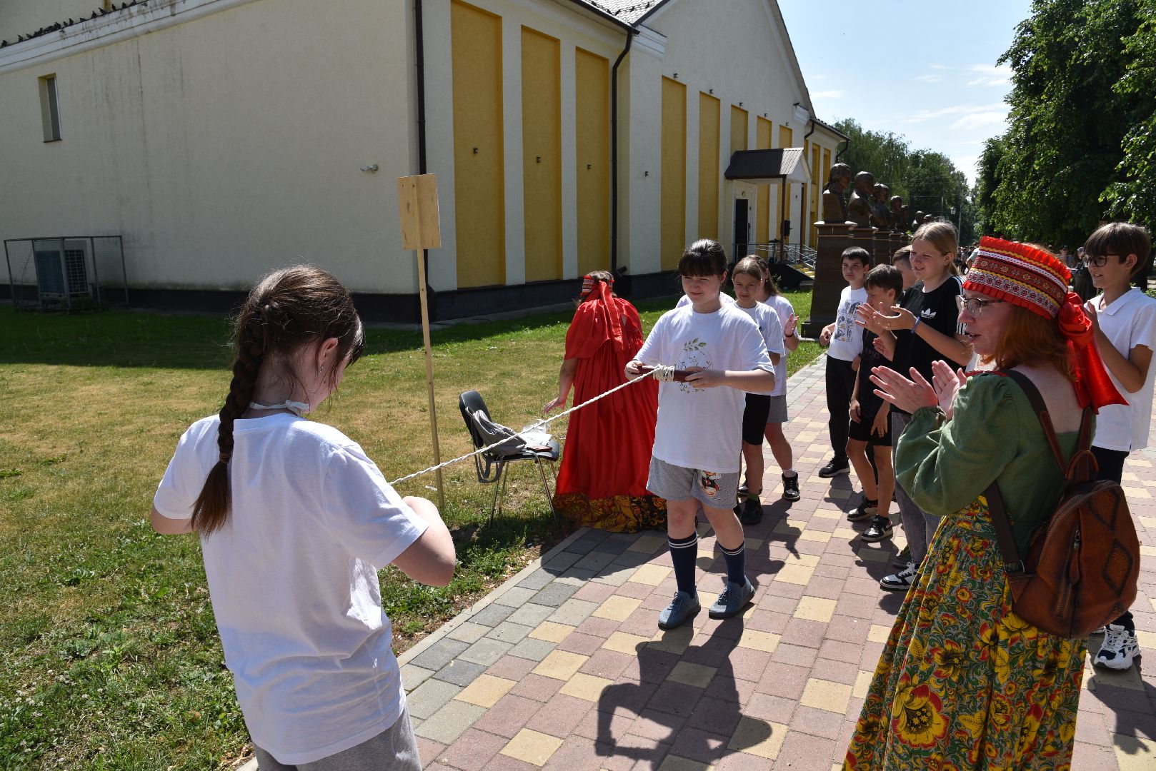 лотошино, лотошинский цдк, 225 лет пушкину, библиотека, дети,