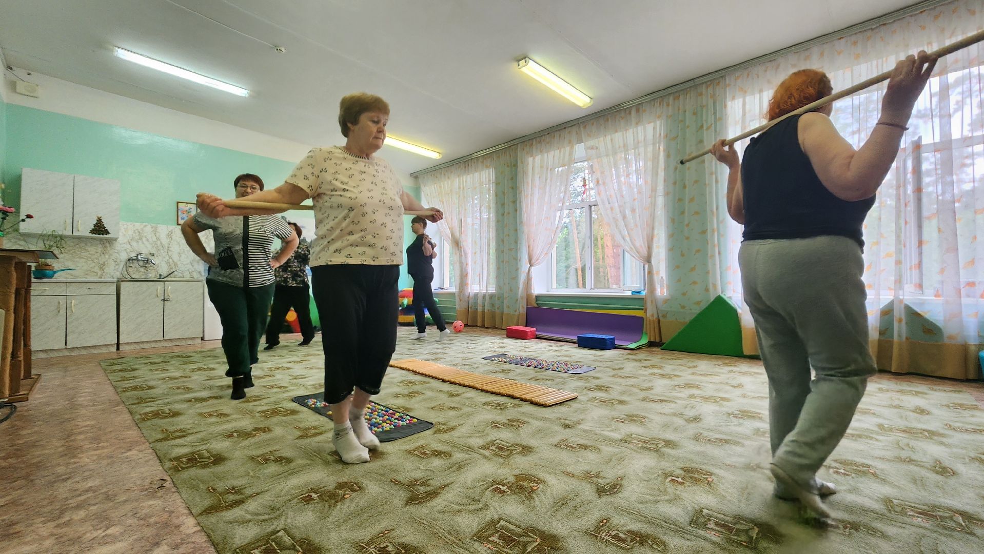 лфк, гимнастика, авктивное долголетие, протвино, реабилитационный центр,