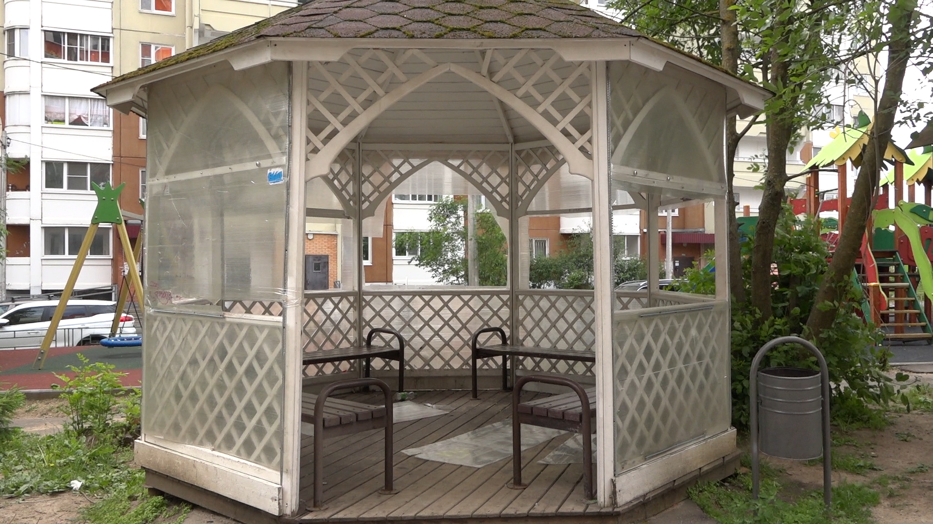 благоустройство власиха, беседка, Власиха Заозерная, ремонт во власихе, обход территории,