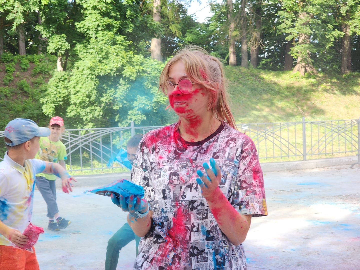 праздник красок, парки подмосковья, парк городок, руза, рузский городской округ, лето в подмосковье, лето в рузе,