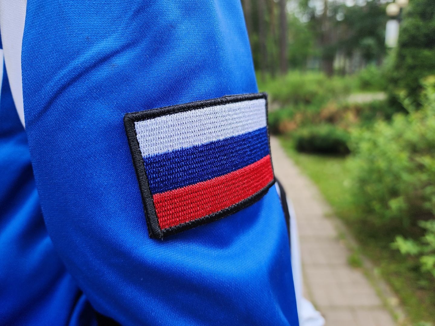 молодая гвардия, день россии, триколор, ленточка,