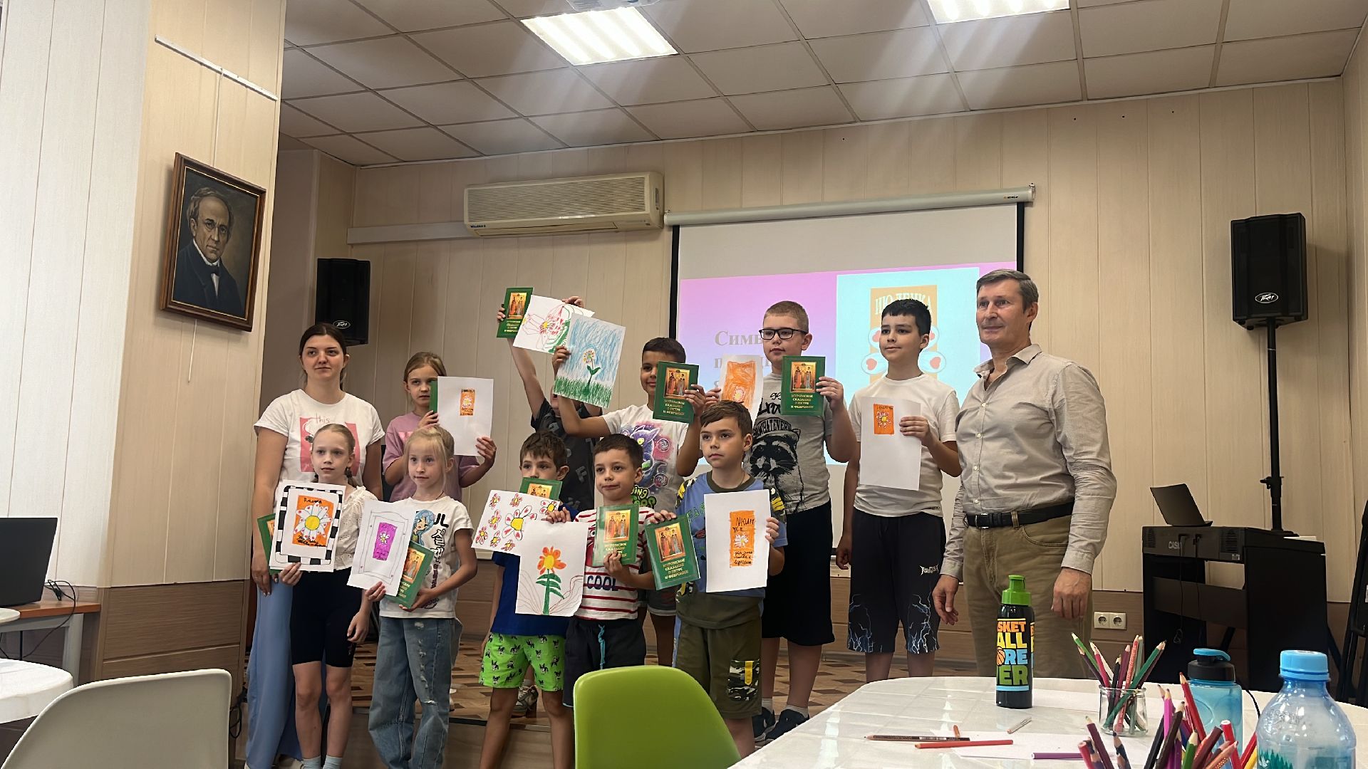 библио-холл, библиотека, петр и феврония, книги, дети, школьники,