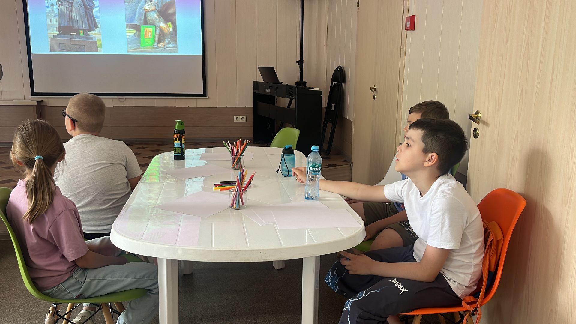 библио-холл, библиотека, петр и феврония, книги, дети, школьники,