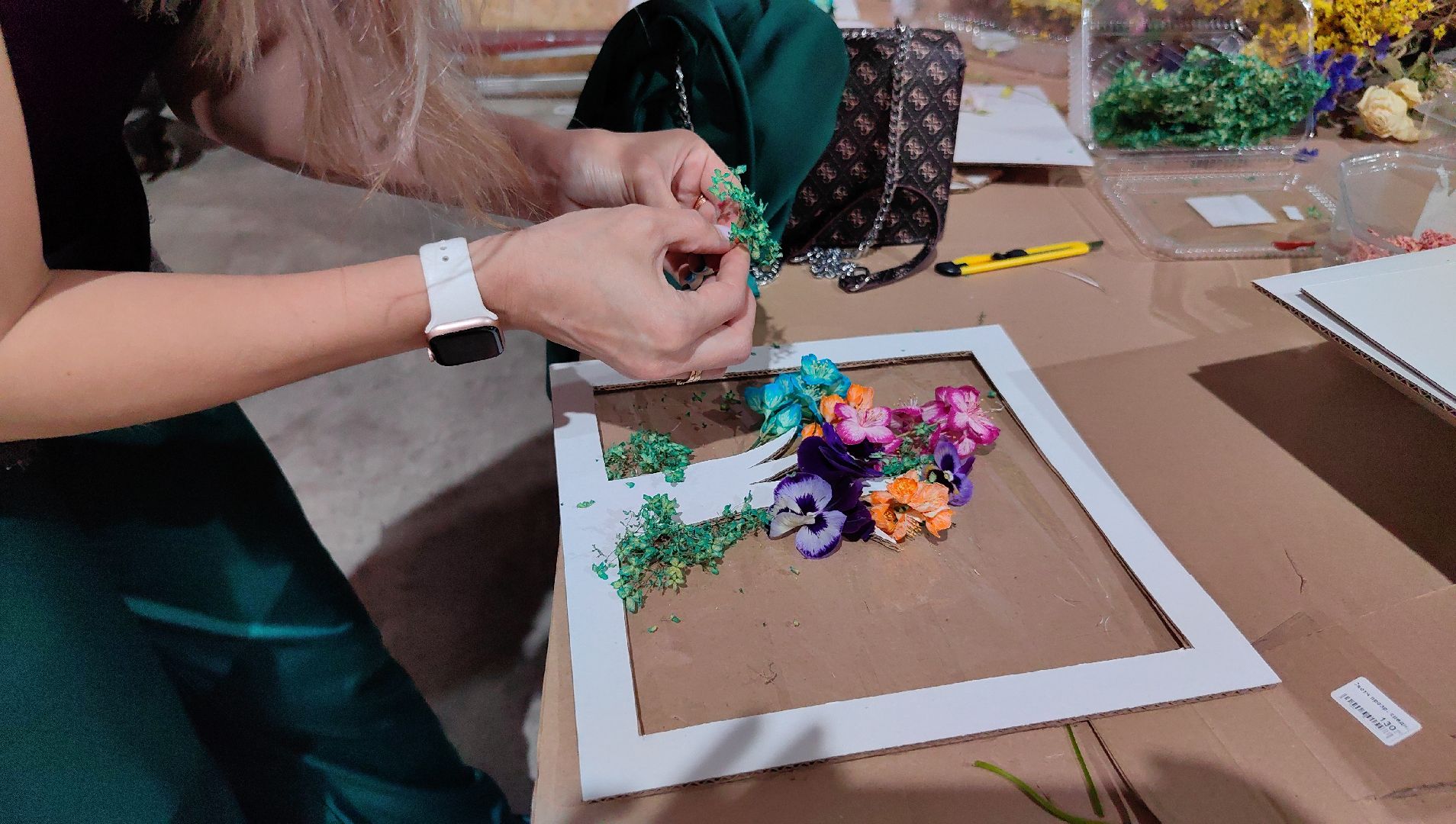 картон, производство, хитбокс, упаковка, день предпринимательства, щёлково,