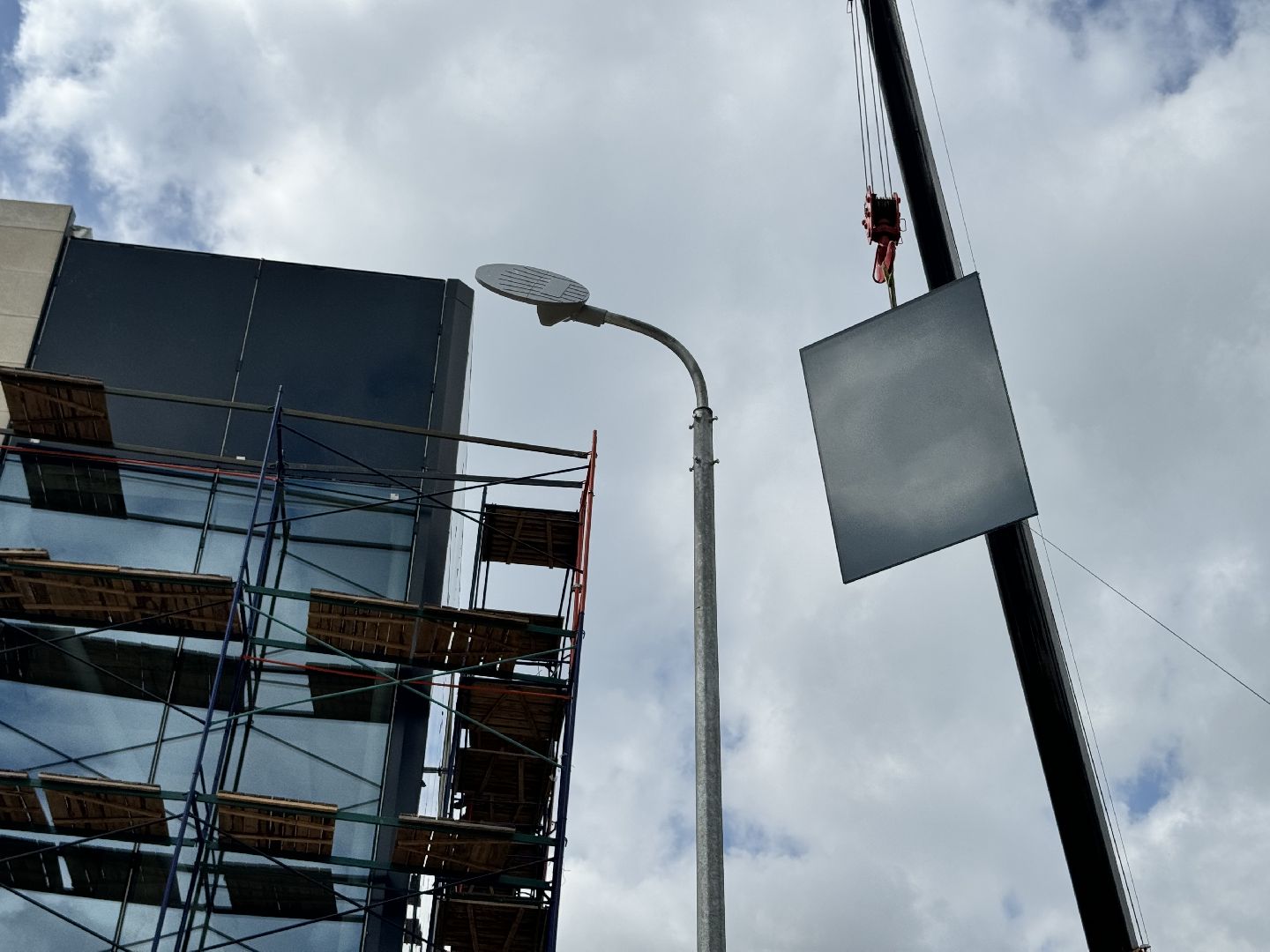 шаховская, дворец торжеств, строительство, остекление,