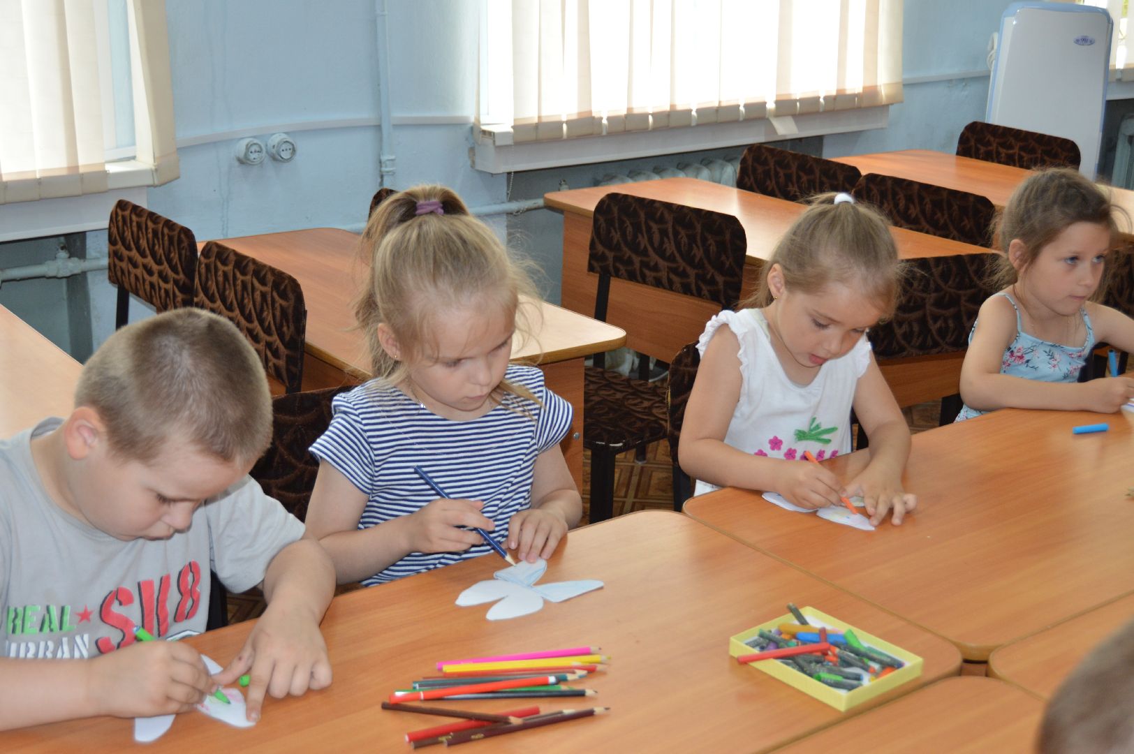 Международный день друзей, шатура, культурная шатура, библиотека, библиотекарь, дети,