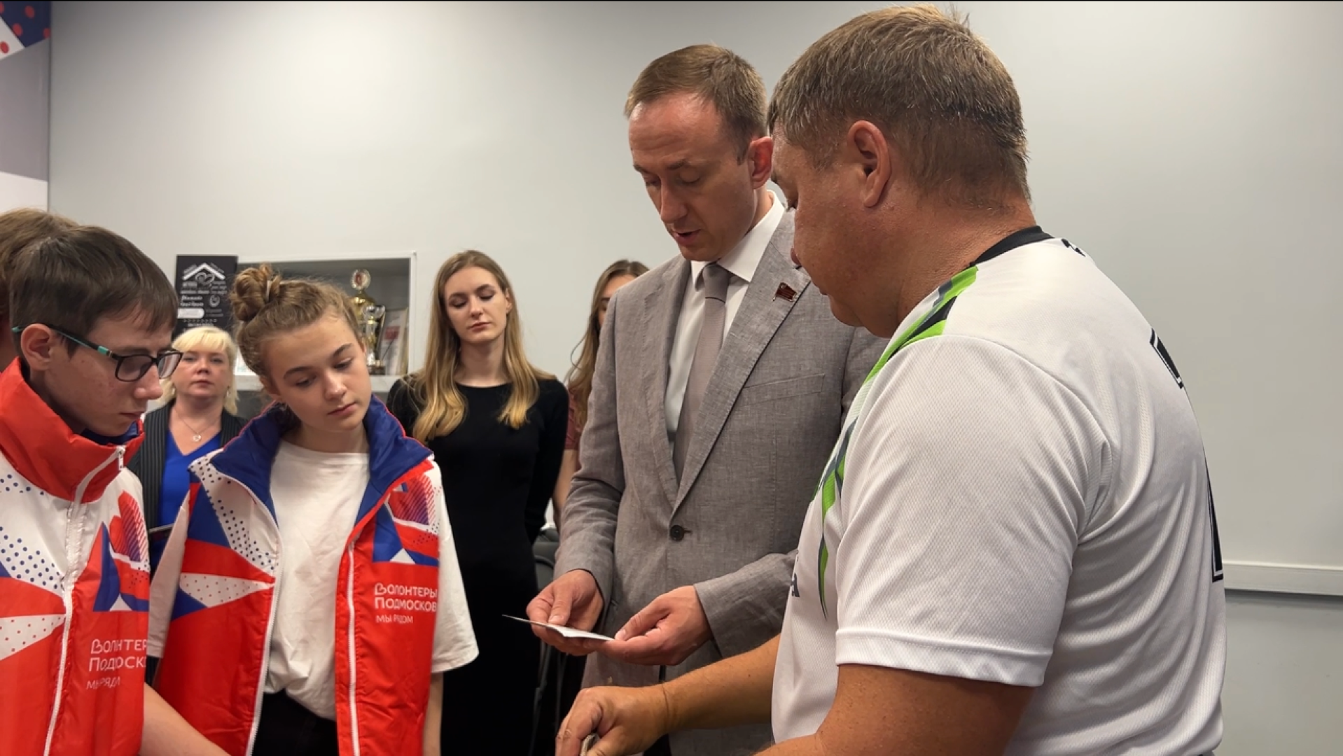 химки, гуманитарная помощь, сво, волонтерский центр,