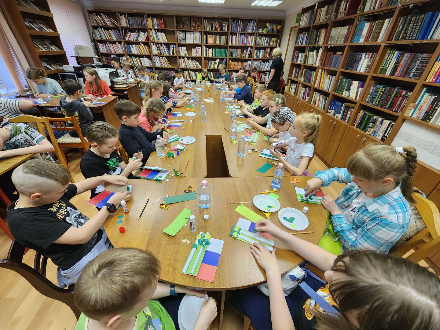 Лобня, летний лагерь, день россии, дети, творчество,