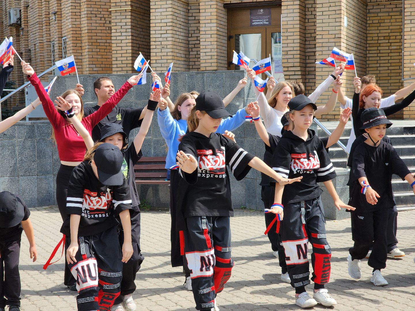 Ногинск, день россии, флешмоб, танцы, общество, жители,