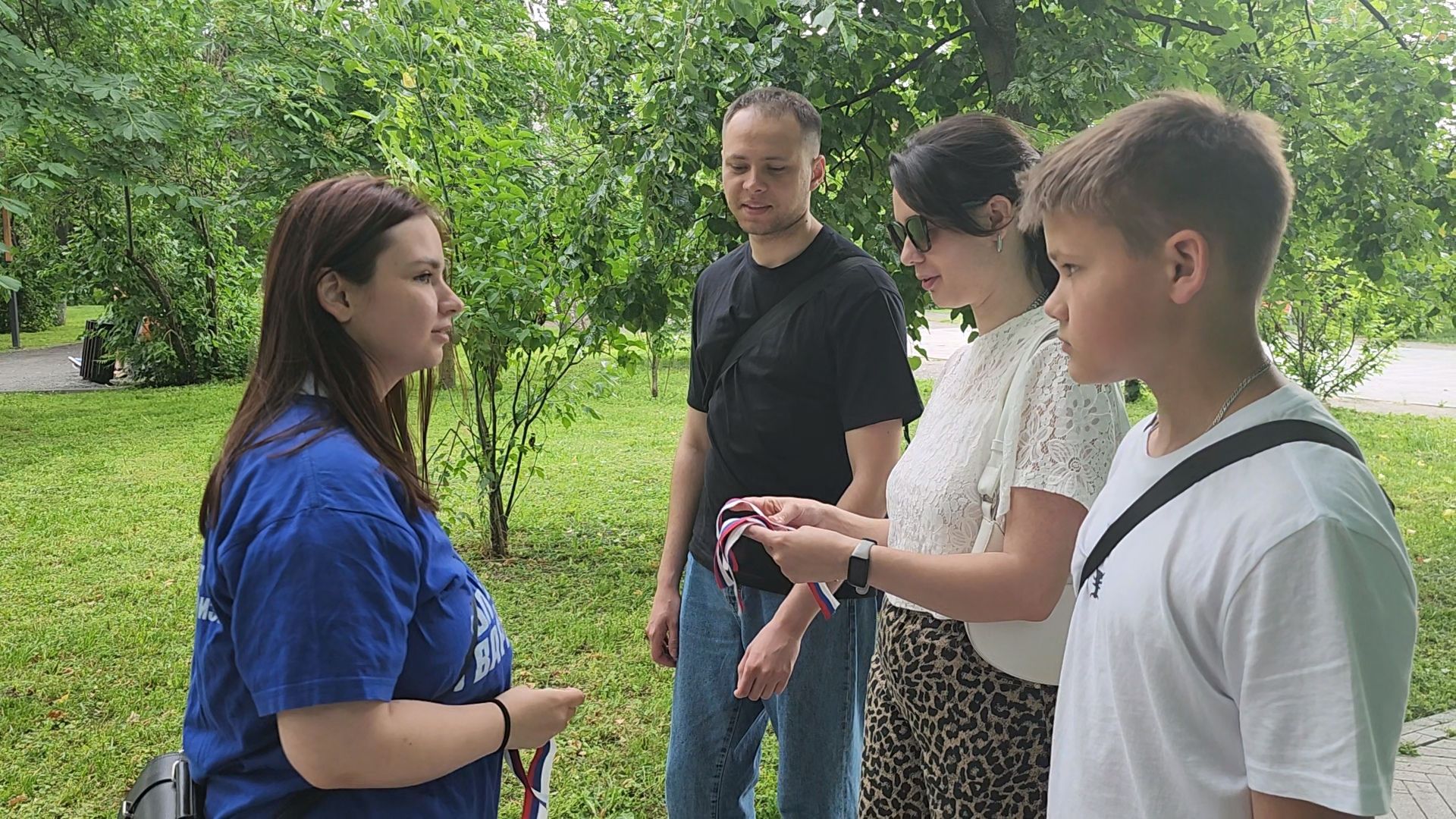 Коломна, день россии, триколор,