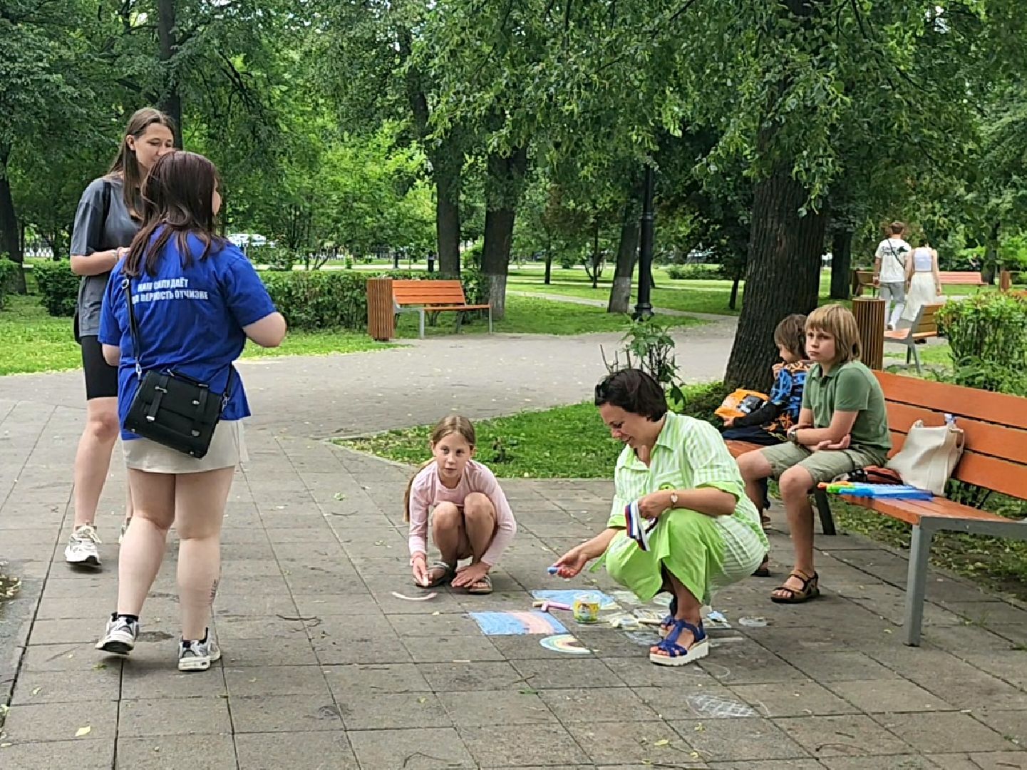 Коломна, день россии, триколор,