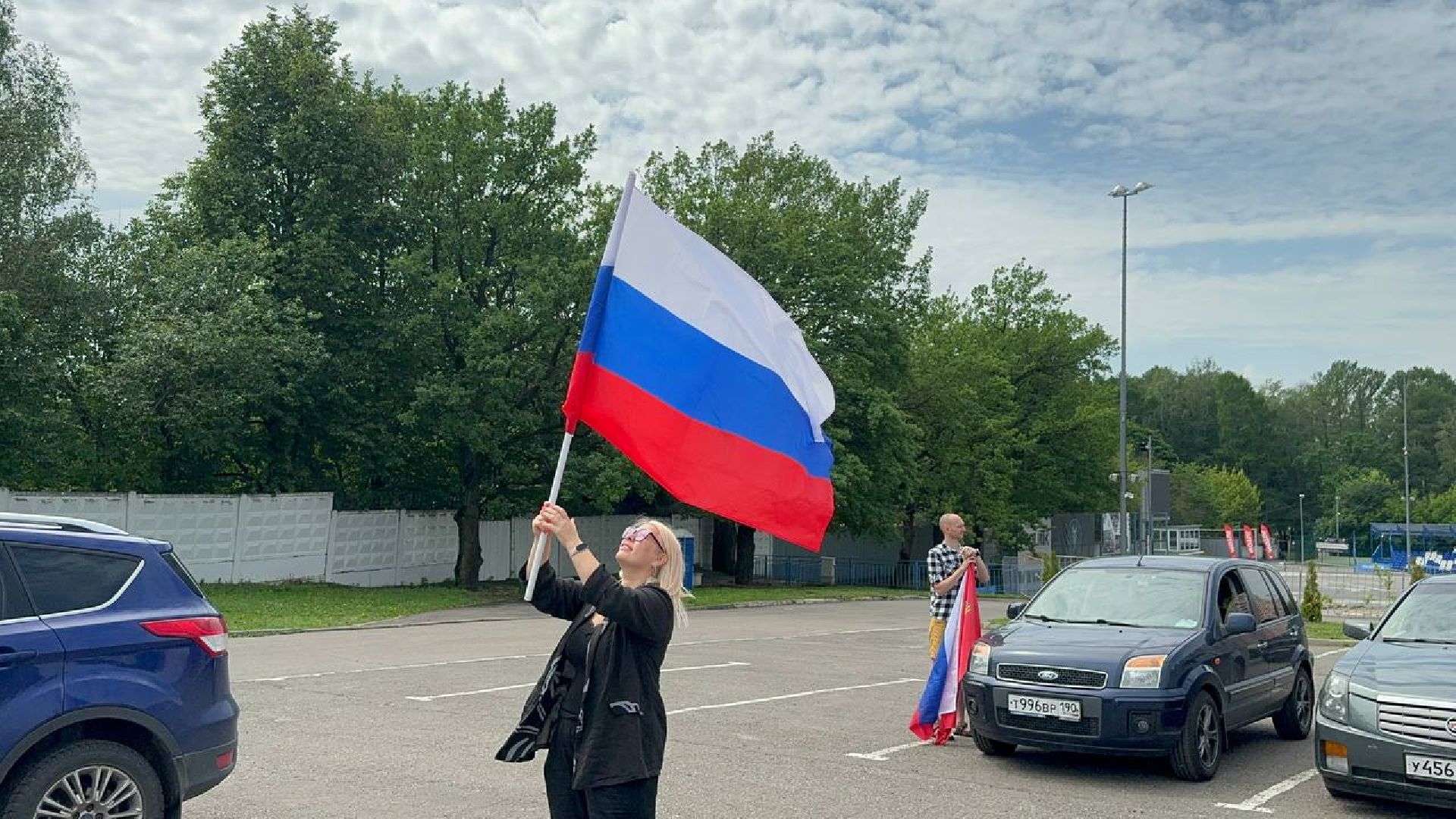 автопробег, День России, Акция, Ленинский городской округ, стадион Металлург,