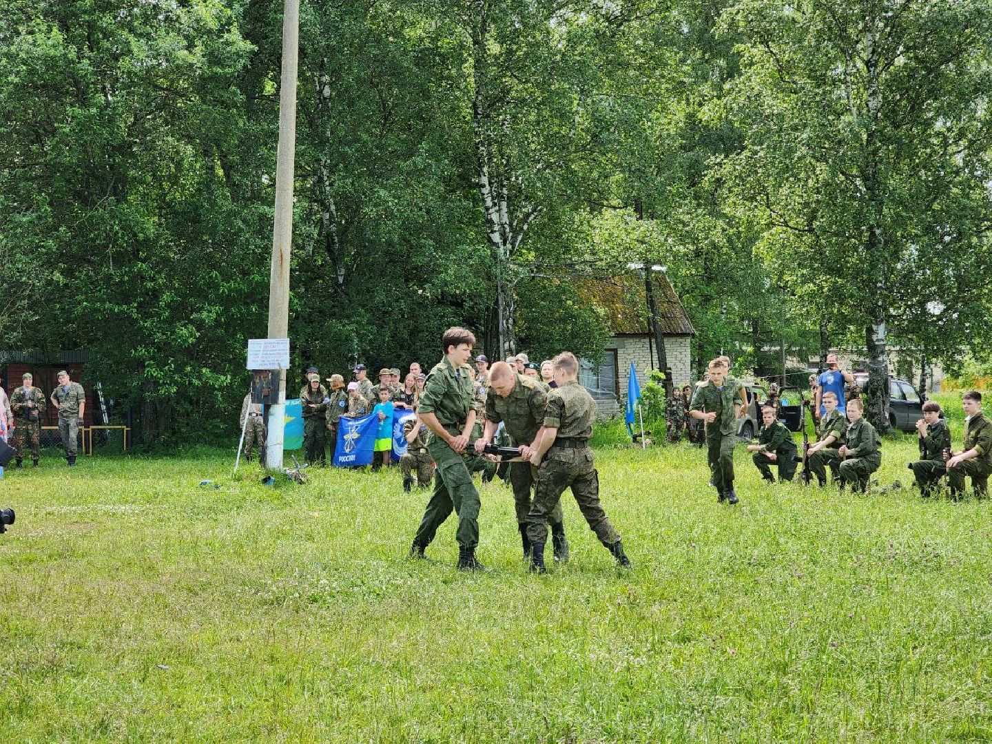 чехов, день россии, праздник, аэродром волосово, десантники,