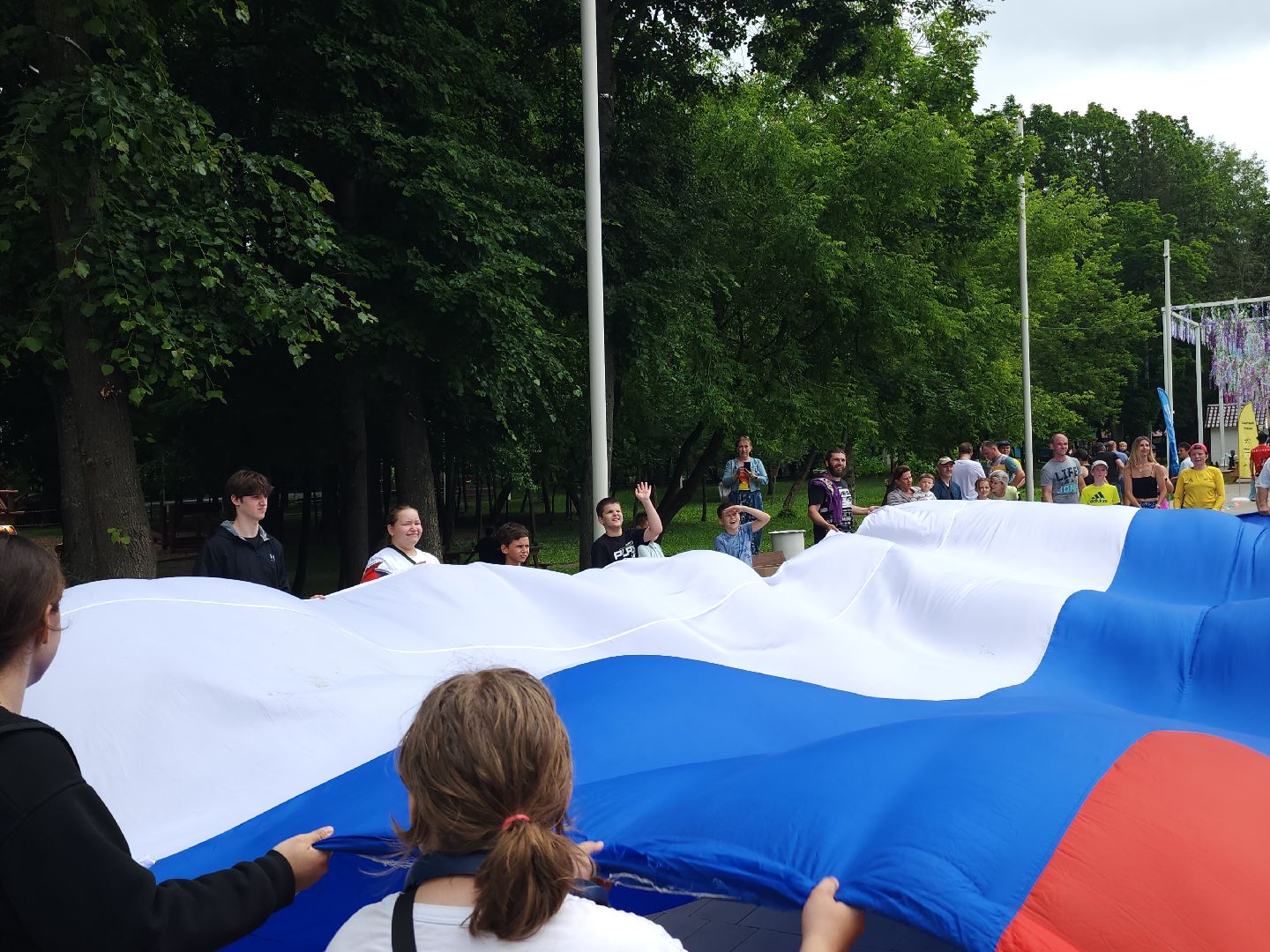 день россии, флаг россии, флешмоб,